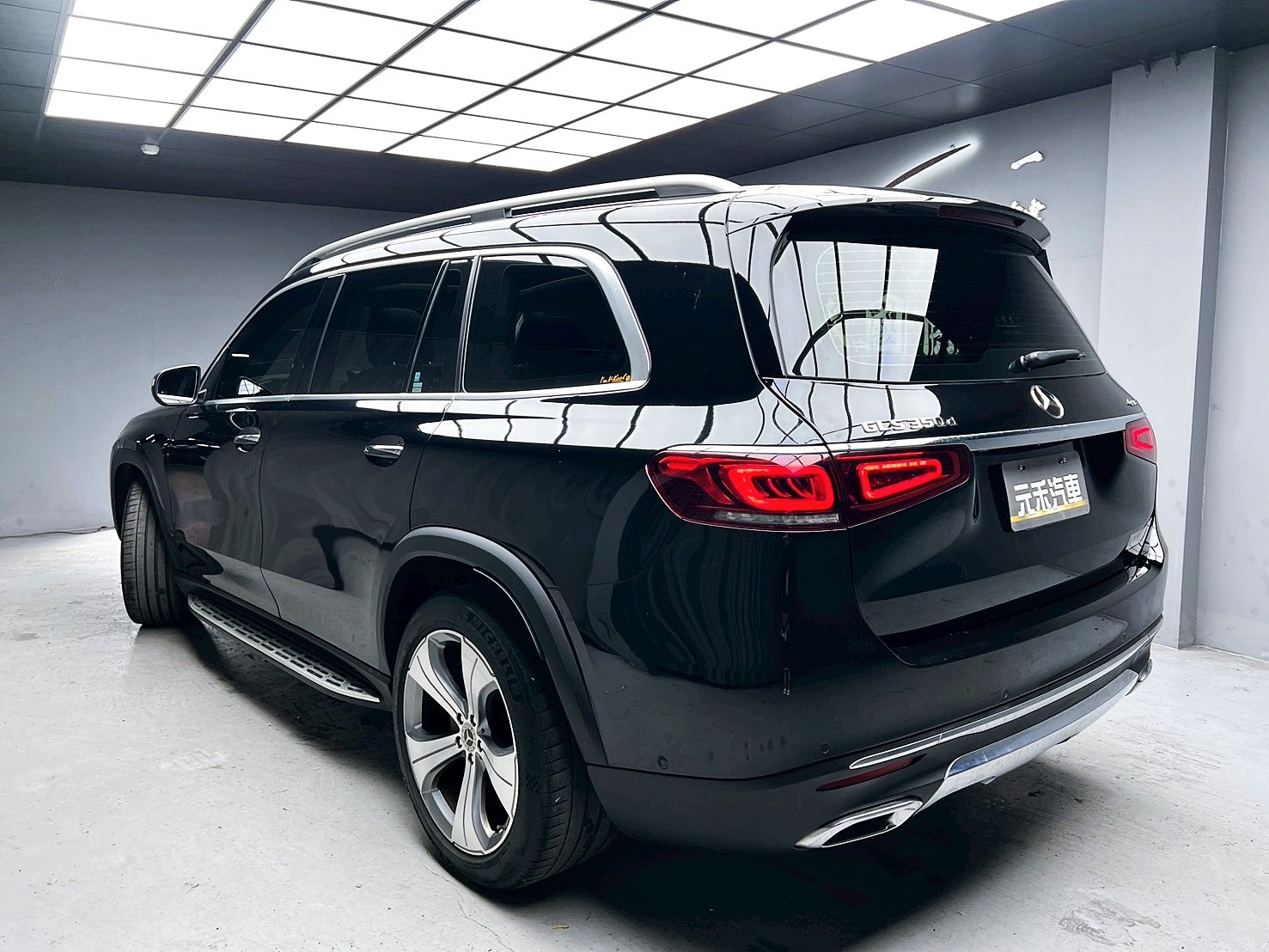 全台到府賞車 2020/21 Benz GLS350d 4MATIC X167型 七人座『小李經理』元禾國際車業/中古車/促銷中  第3張相片