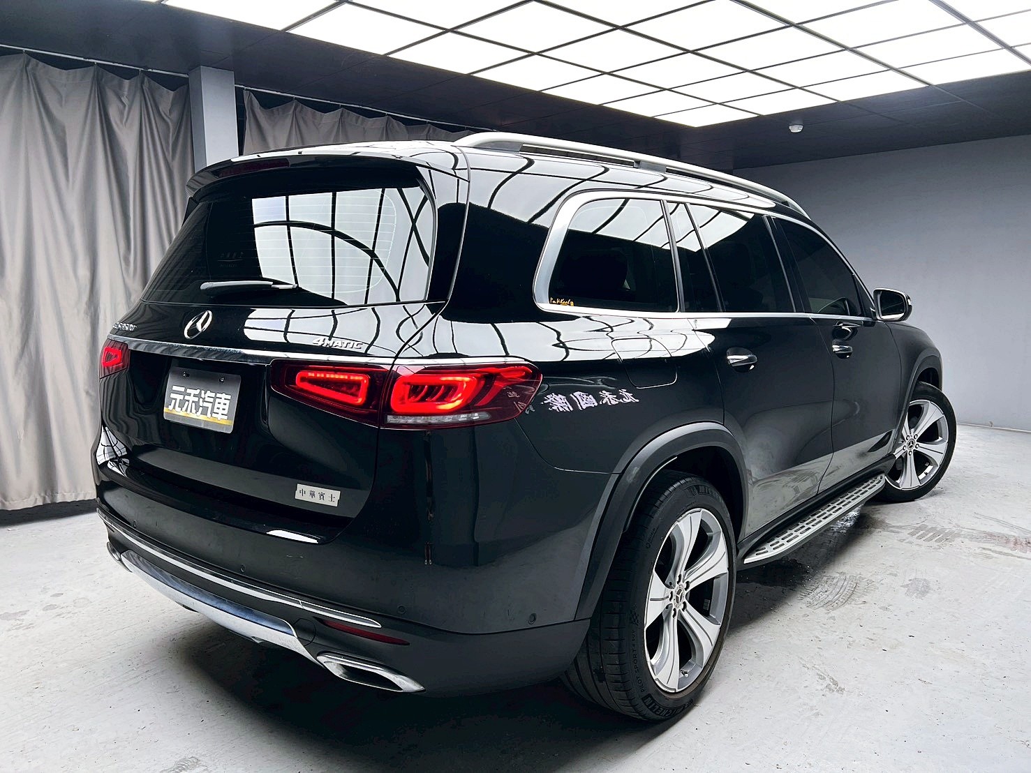 全台到府賞車 2020/21 Benz GLS350d 4MATIC X167型 七人座『小李經理』元禾國際車業/中古車/促銷中  第18張相片