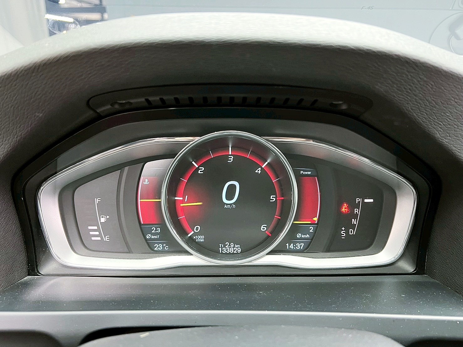 全台到府賞車 2014 Volvo V60 D4 豪華版『小李經理』元禾國際車業/中古車/促銷中  第6張相片