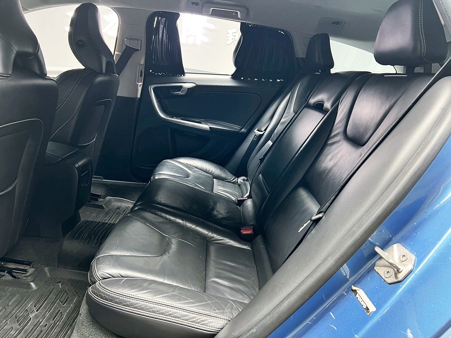 全台到府賞車 2014 Volvo V60 D4 豪華版『小李經理』元禾國際車業/中古車/促銷中  第12張相片