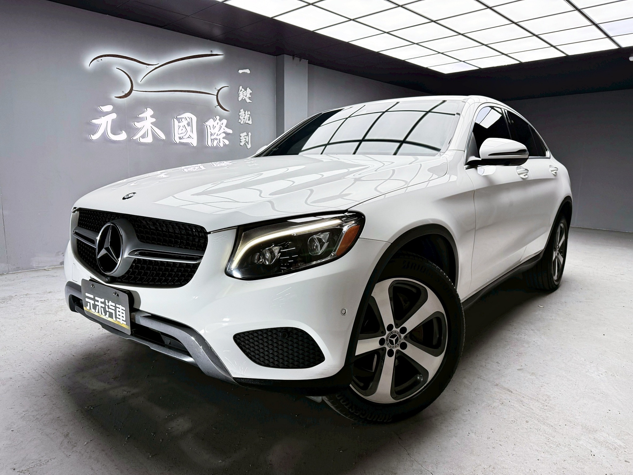 全台到府賞車 2017 Benz GLC300 Coupe 4MATIC C253型『小李經理』元禾國際車業/中古車/促銷中  第1張相片