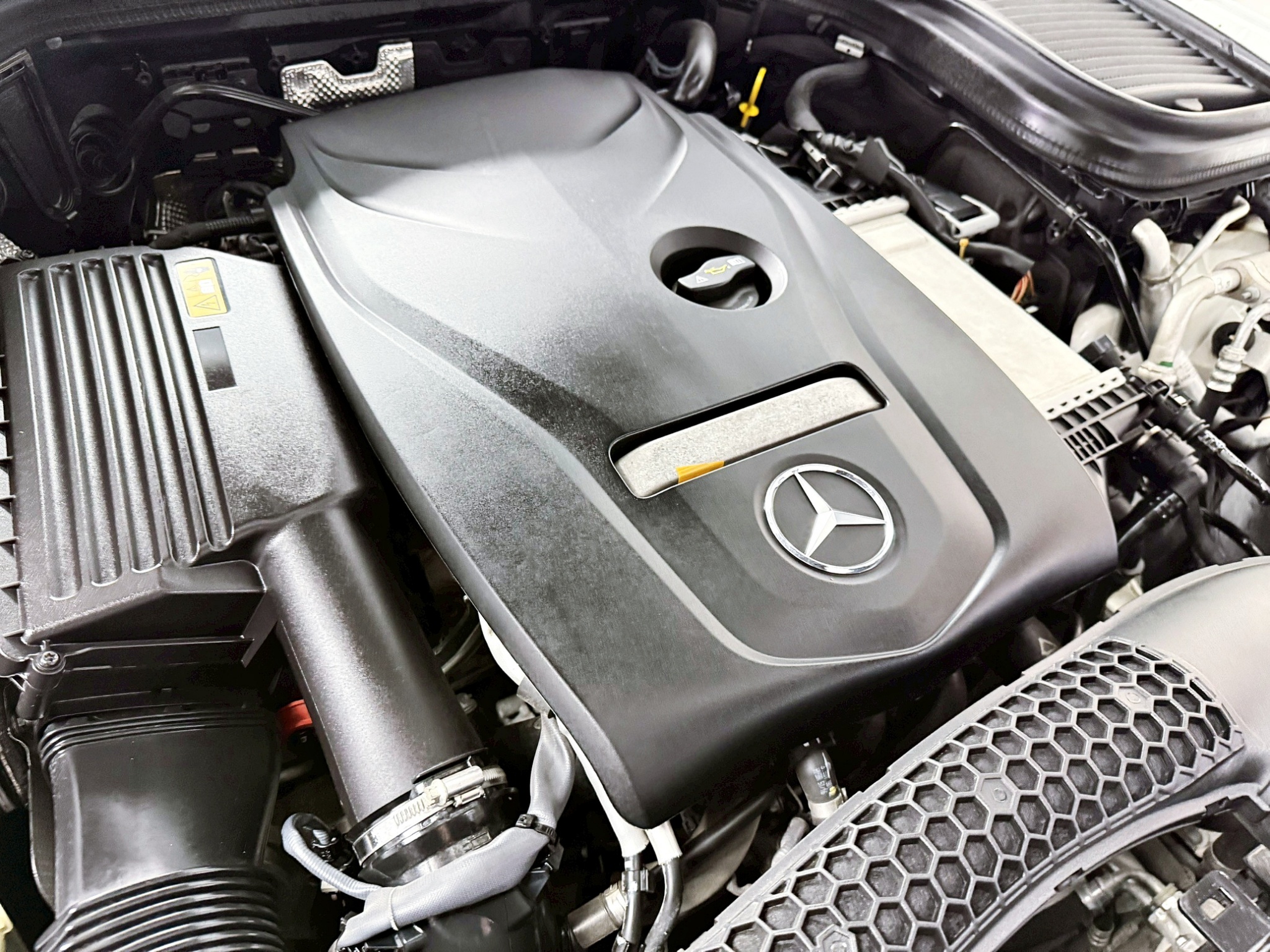 全台到府賞車 2017 Benz GLC300 Coupe 4MATIC C253型『小李經理』元禾國際車業/中古車/促銷中  第18張相片