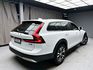 全台到府賞車 2021 Volvo V90 Cross Country B5 Momentum『小李經理』元禾國際車業/中古車/促銷中  第18張縮圖