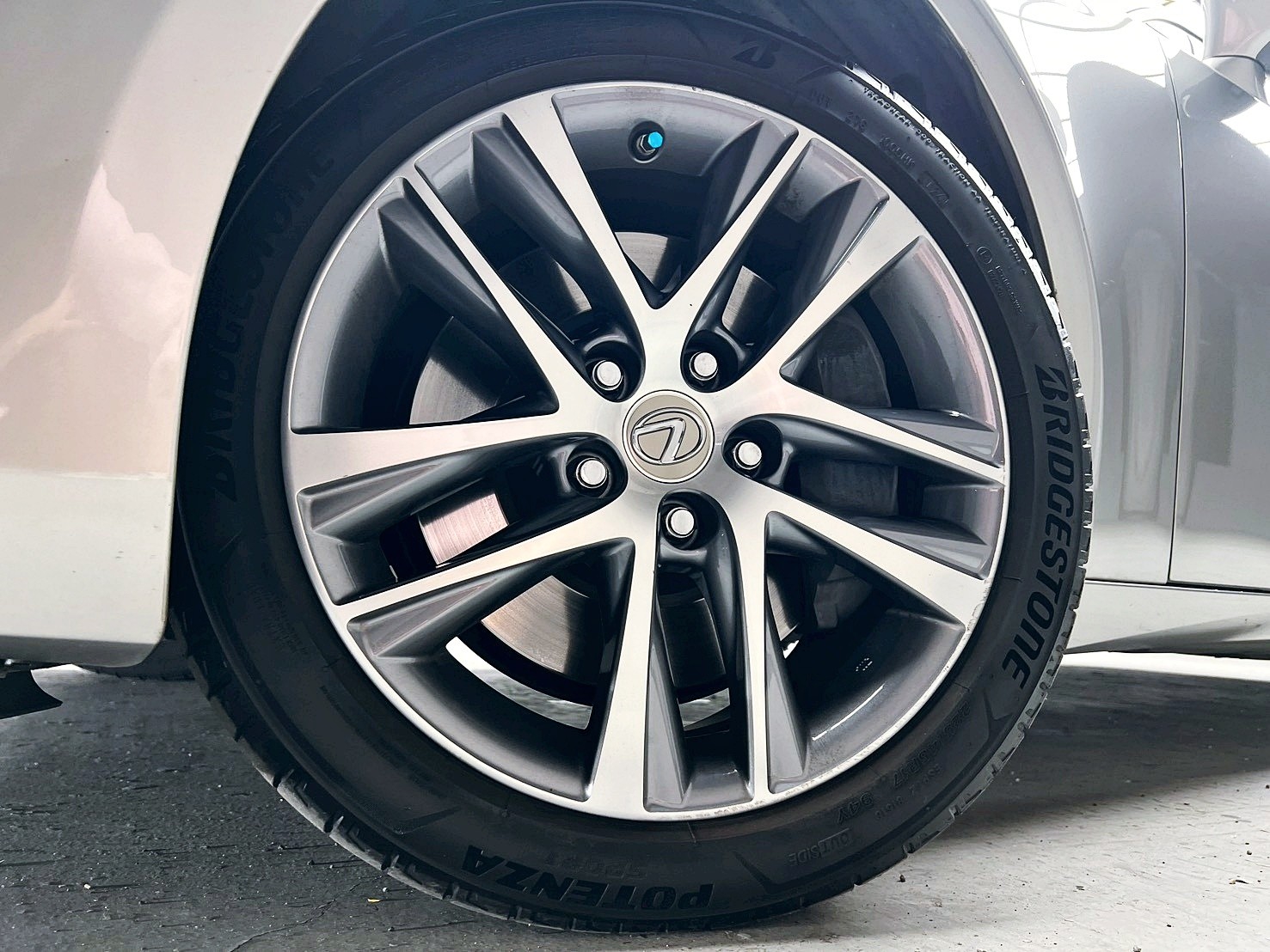 全台到府賞車 2017 Lexus IS200t 豪華版『小李經理』元禾國際車業/中古車/促銷中  第15張相片