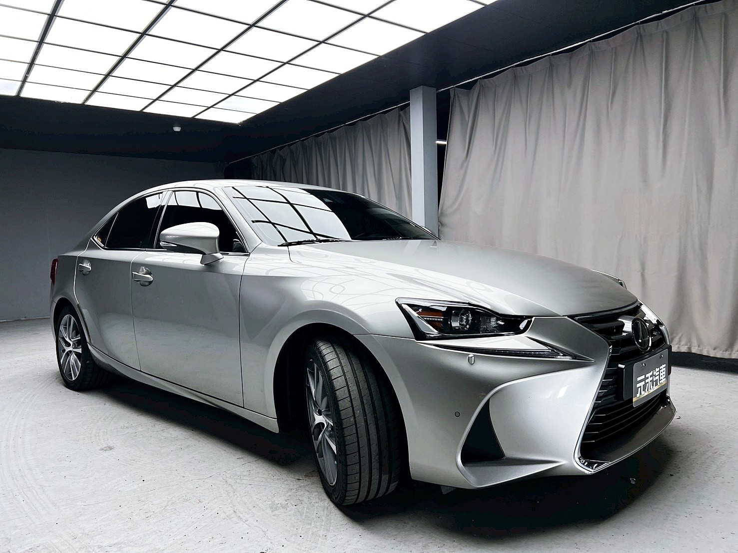 全台到府賞車 2017 Lexus IS200t 豪華版『小李經理』元禾國際車業/中古車/促銷中  第19張相片