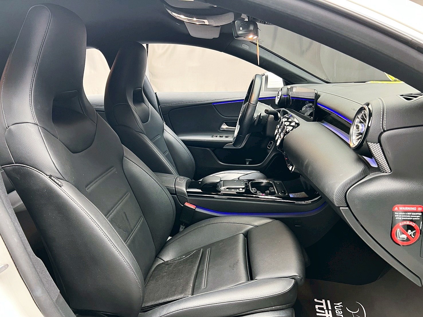 全台到府賞車 2020/21 Benz CLA200 C118型『小李經理』元禾國際車業/中古車/促銷中  第10張相片