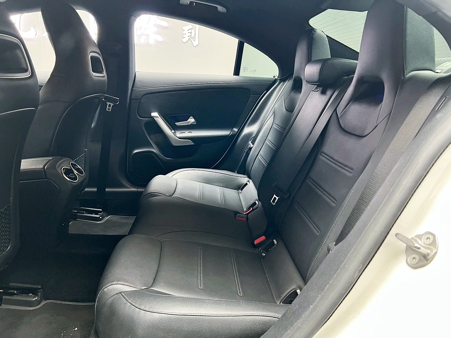 全台到府賞車 2020/21 Benz CLA200 C118型『小李經理』元禾國際車業/中古車/促銷中  第13張相片