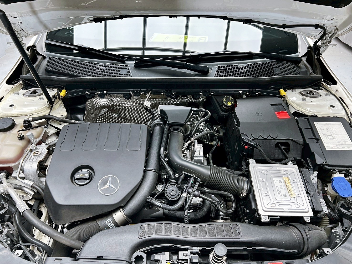 全台到府賞車 2020/21 Benz CLA200 C118型『小李經理』元禾國際車業/中古車/促銷中  第16張相片