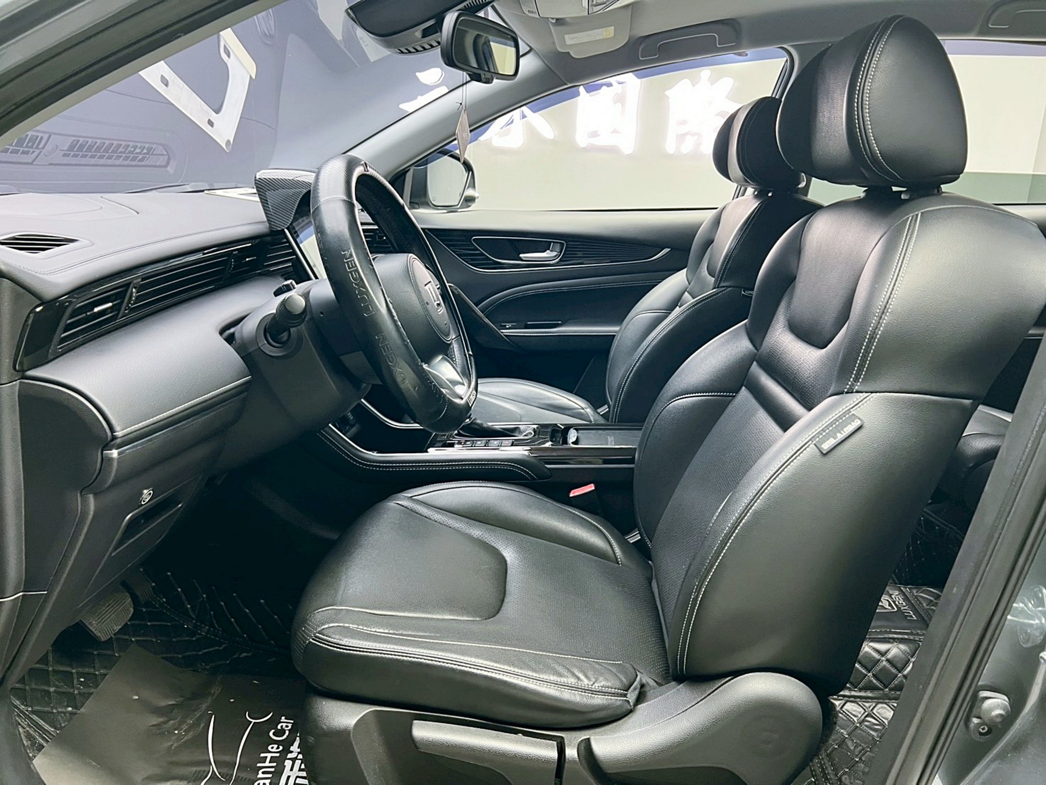 全台到府賞車 2020 Luxgen URX 五人座AR環景款『小李經理』元禾國際車業/中古車/促銷中  第14張相片