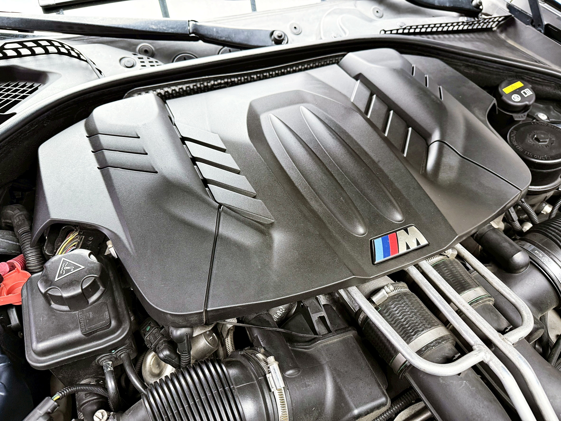 全台到府賞車 2016 BMW M5 Sedan Competition F10型(日規)『小李經理』元禾國際車業/中古車/促銷中  第18張相片