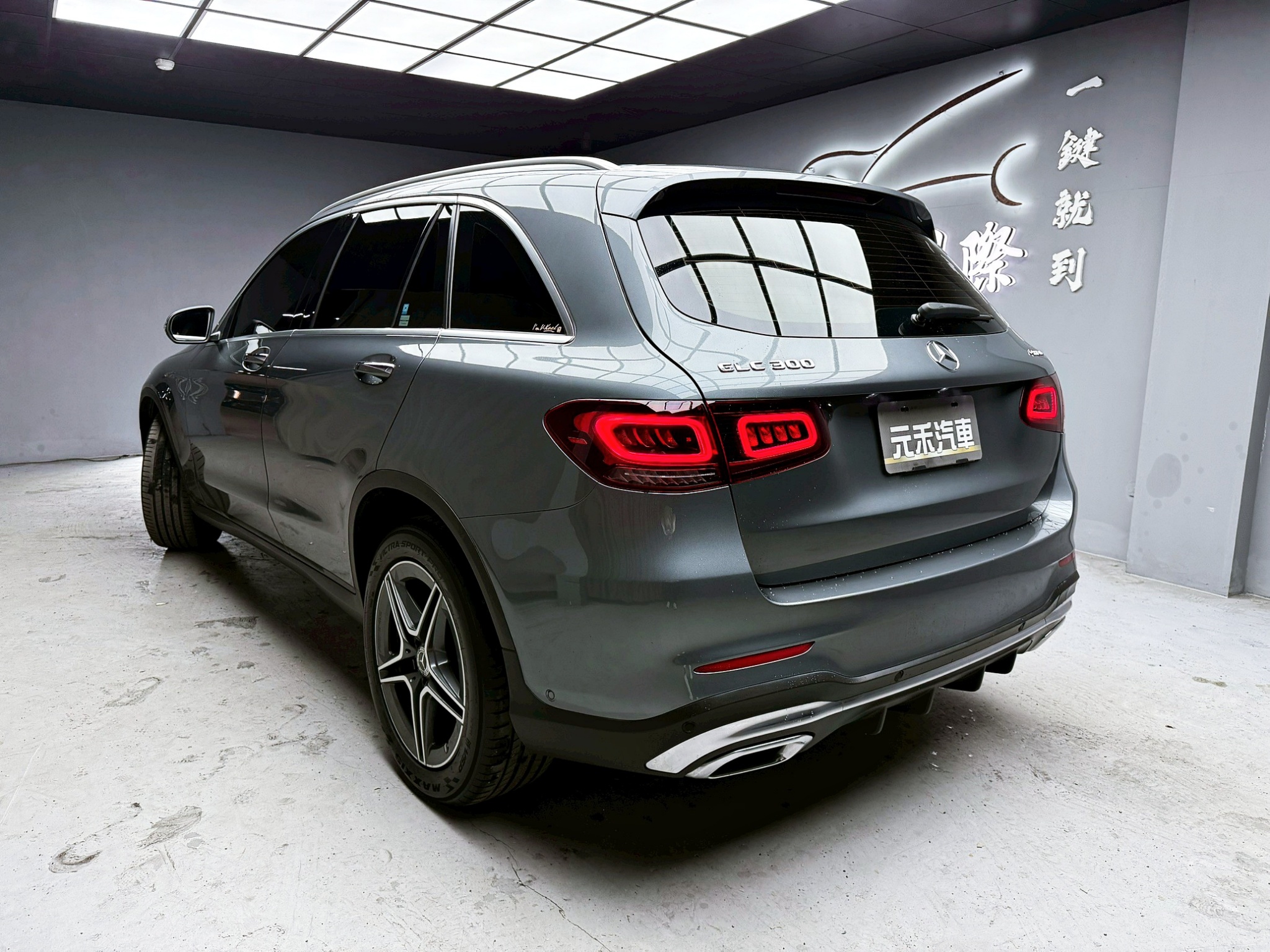 全台到府賞車 2019 Benz GLC300 4MATIC X253型『小李經理』元禾國際車業/中古車/促銷中  第3張相片
