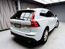 全台到府賞車 2020 Volvo XC60 B5 Momentum AWD『小李經理』元禾國際車業/中古車/促銷中  第18張縮圖