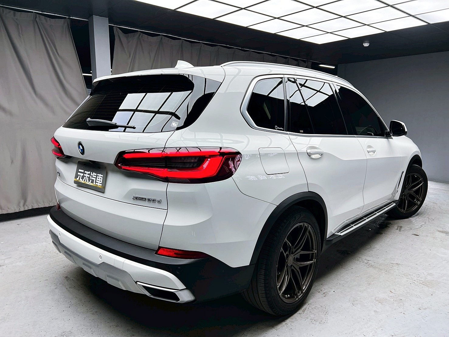 全台到府賞車 2019/20 BMW X5 xDrive25d 旗艦版『小李經理』元禾國際車業/中古車/促銷中  第18張相片