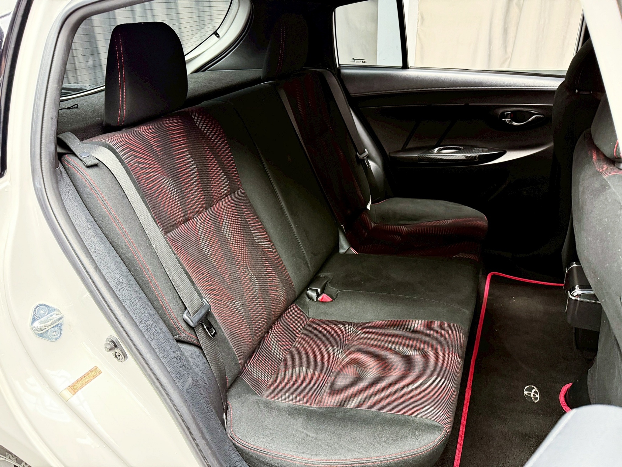 全台到府賞車 2016/17 Toyota Yaris 豪華S版『小李經理』元禾國際車業/中古車/促銷中  第13張相片