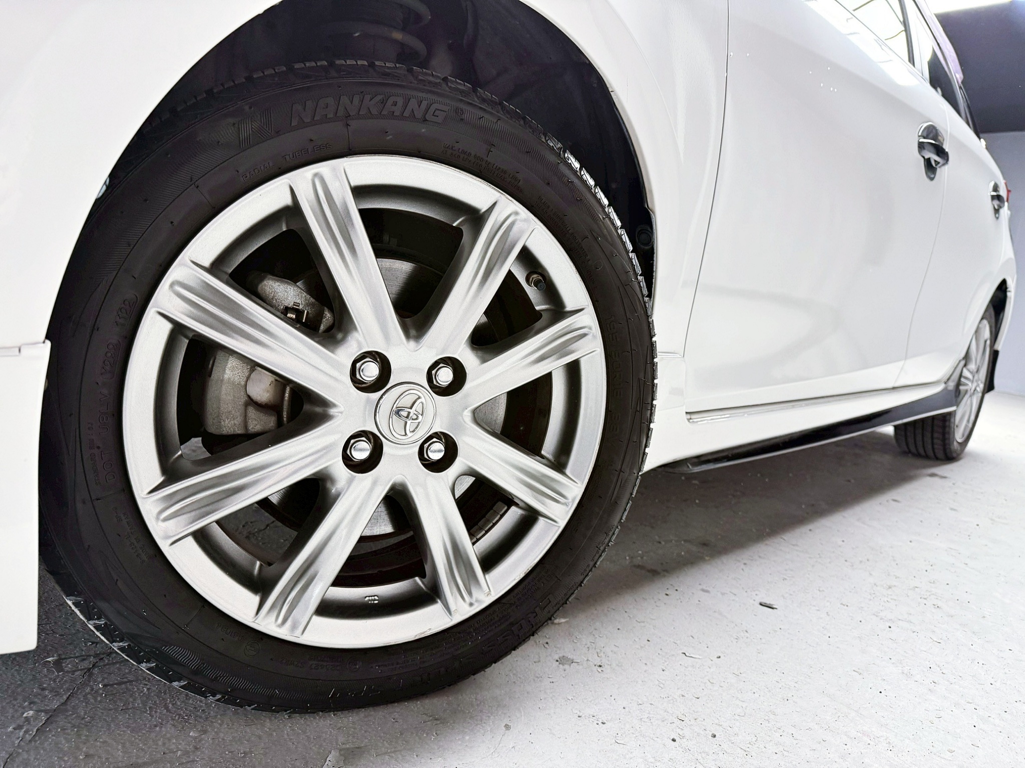 全台到府賞車 2016/17 Toyota Yaris 豪華S版『小李經理』元禾國際車業/中古車/促銷中  第16張相片