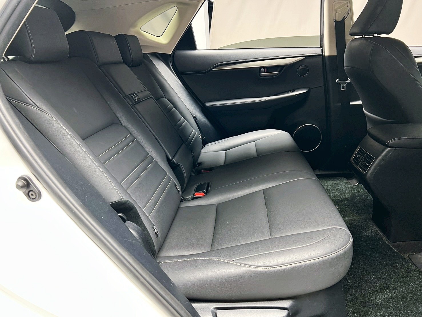全台到府賞車 2020/21 Lexus NX200 菁英版『小李經理』元禾國際車業/中古車/促銷中  第12張相片