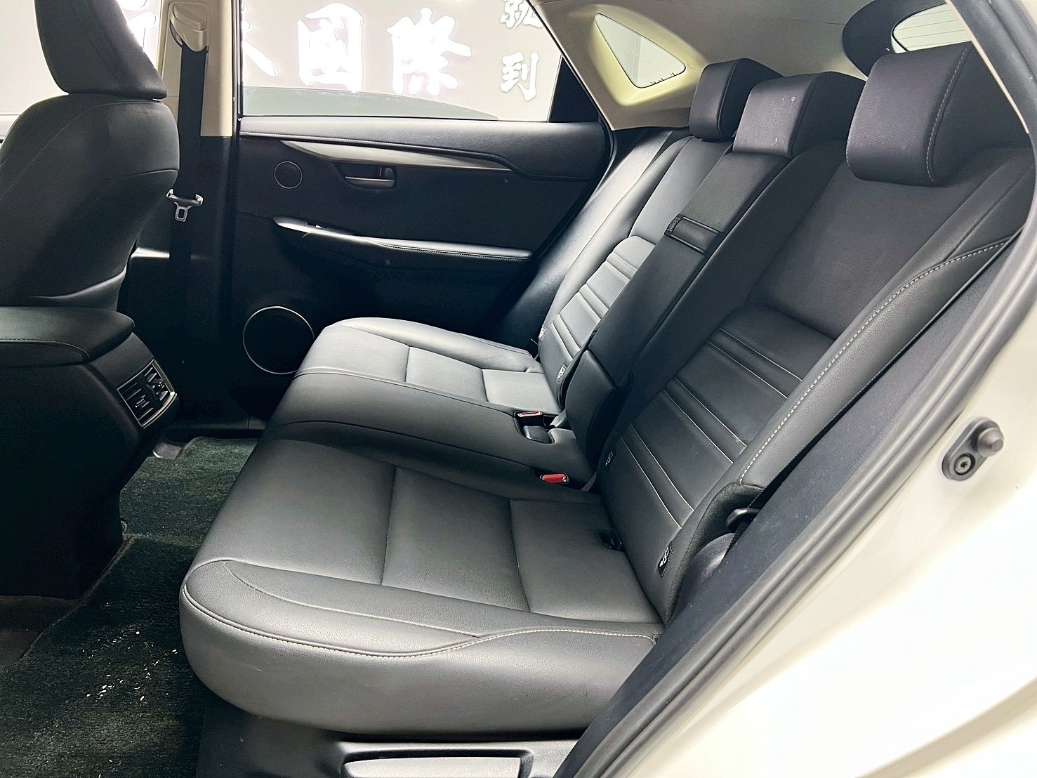 全台到府賞車 2020/21 Lexus NX200 菁英版『小李經理』元禾國際車業/中古車/促銷中  第13張相片