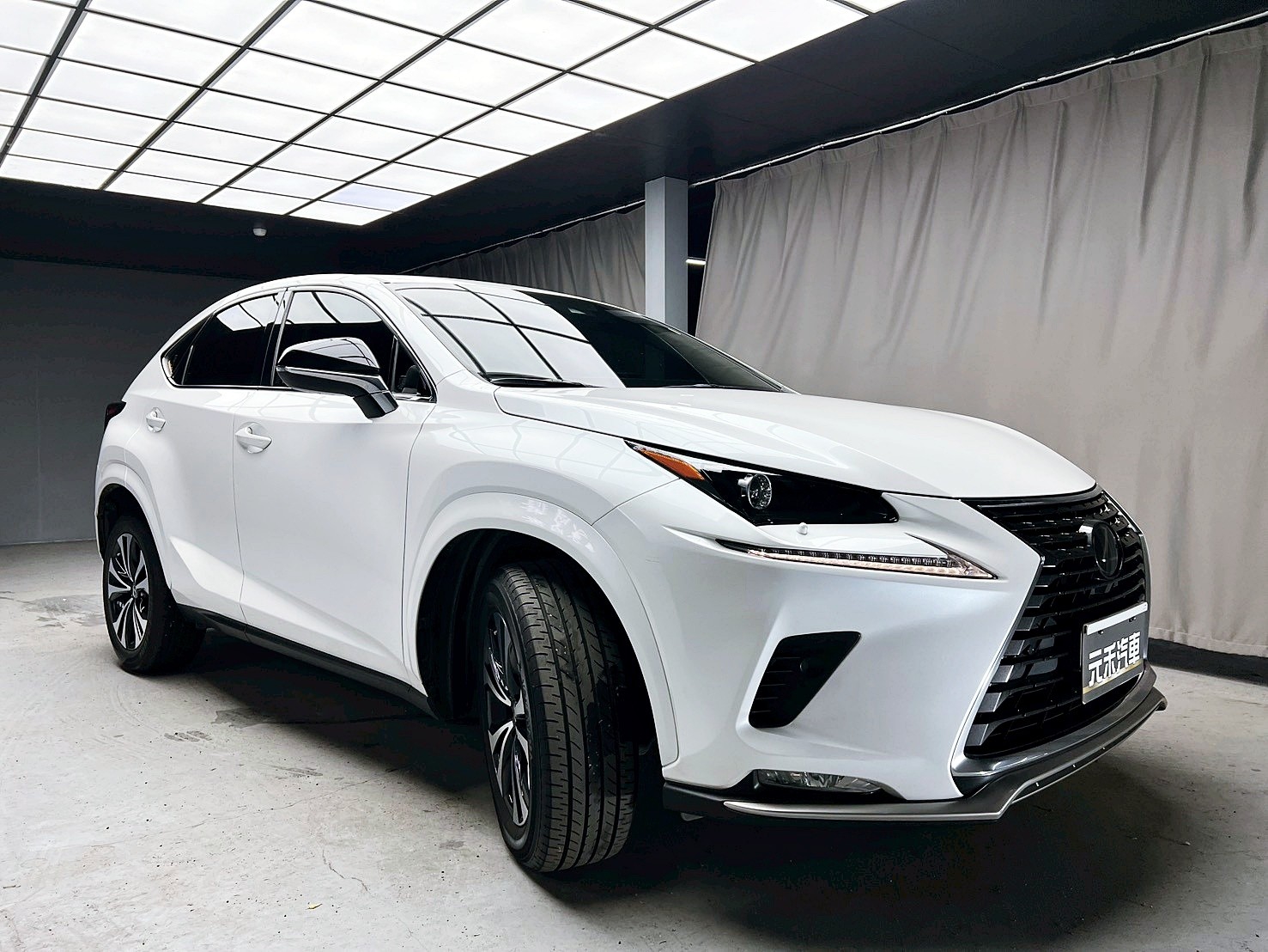 全台到府賞車 2020/21 Lexus NX200 菁英版『小李經理』元禾國際車業/中古車/促銷中  第19張相片