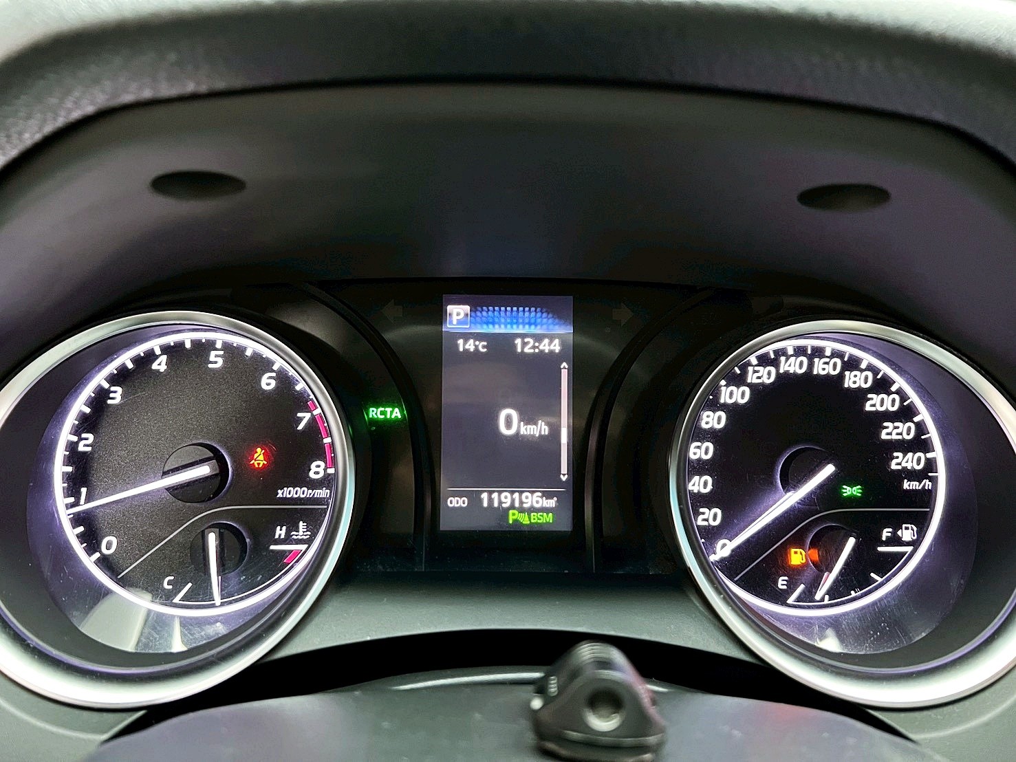 全台到府賞車 2019 Toyota Camry 豪華版『小李經理』元禾國際車業/中古車/促銷中  第7張相片