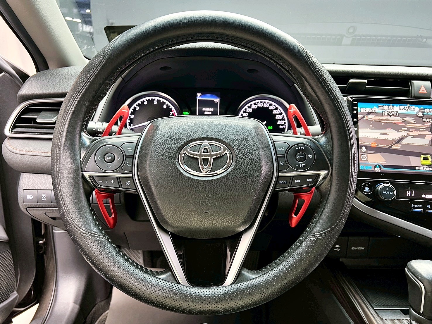 全台到府賞車 2019 Toyota Camry 豪華版『小李經理』元禾國際車業/中古車/促銷中  第8張相片