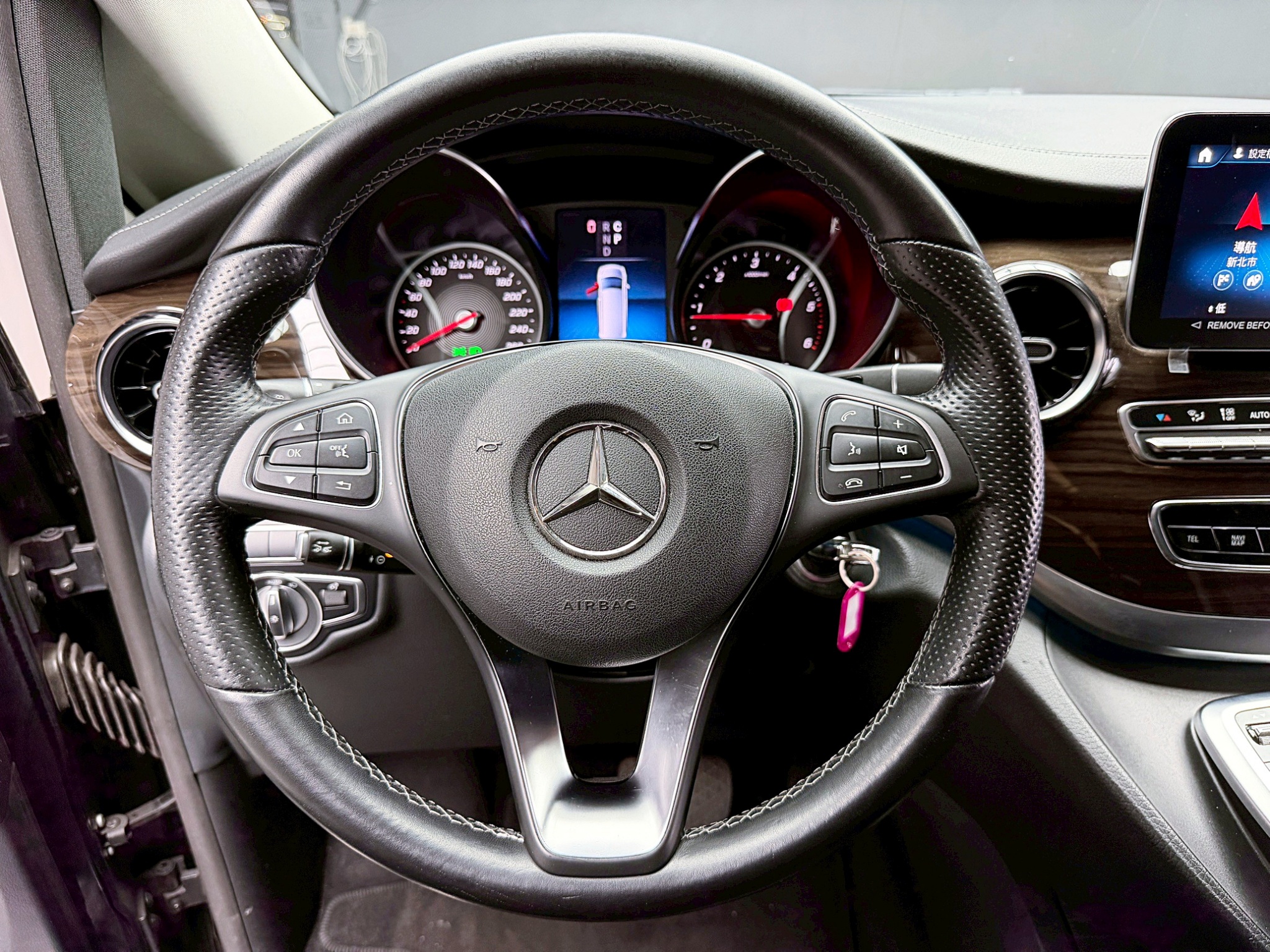 全台到府賞車 2022 Benz V300d Avantgarde W447型『小李經理』元禾國際車業/中古車/促銷中  第9張相片