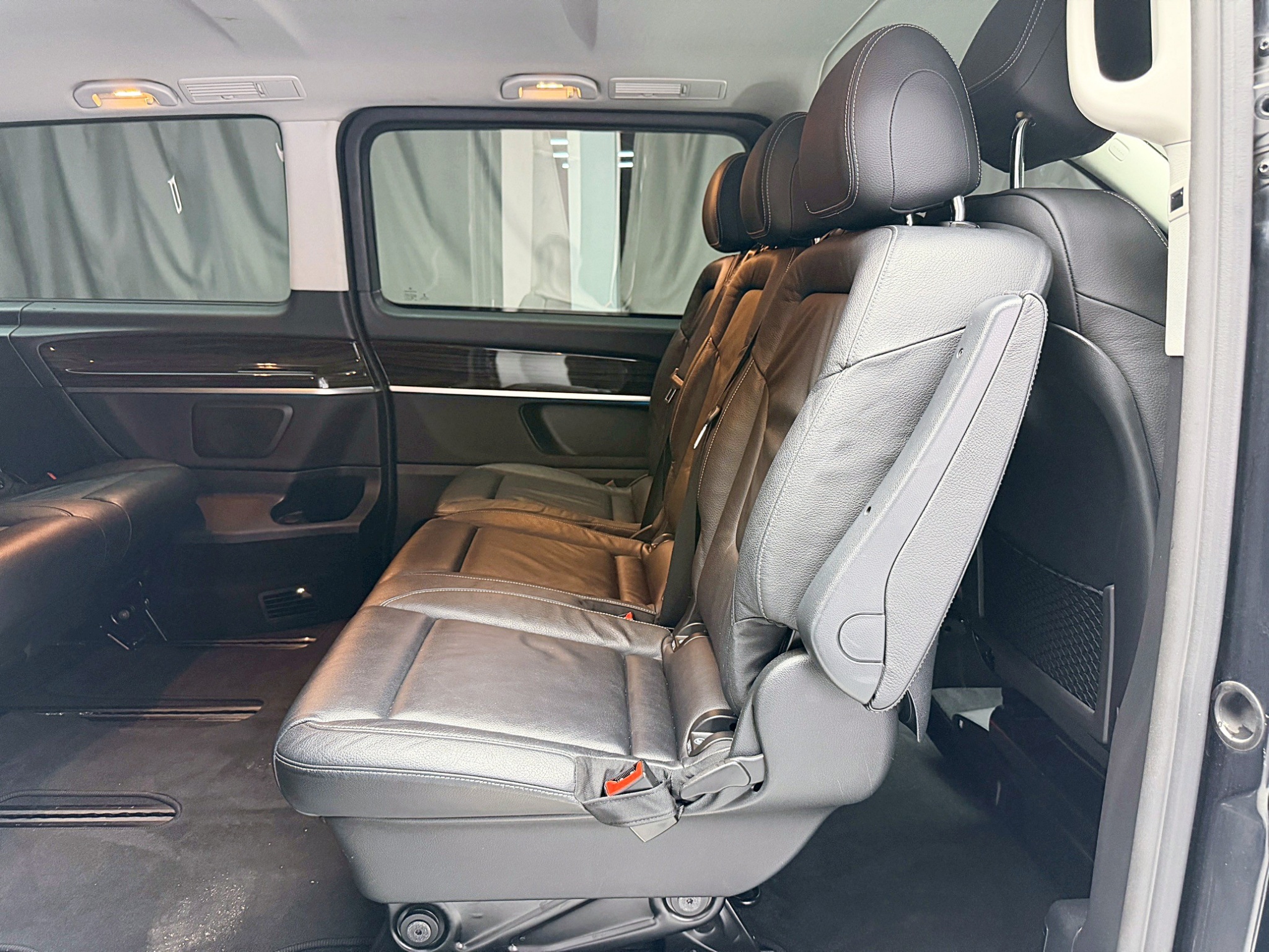 全台到府賞車 2022 Benz V300d Avantgarde W447型『小李經理』元禾國際車業/中古車/促銷中  第14張相片