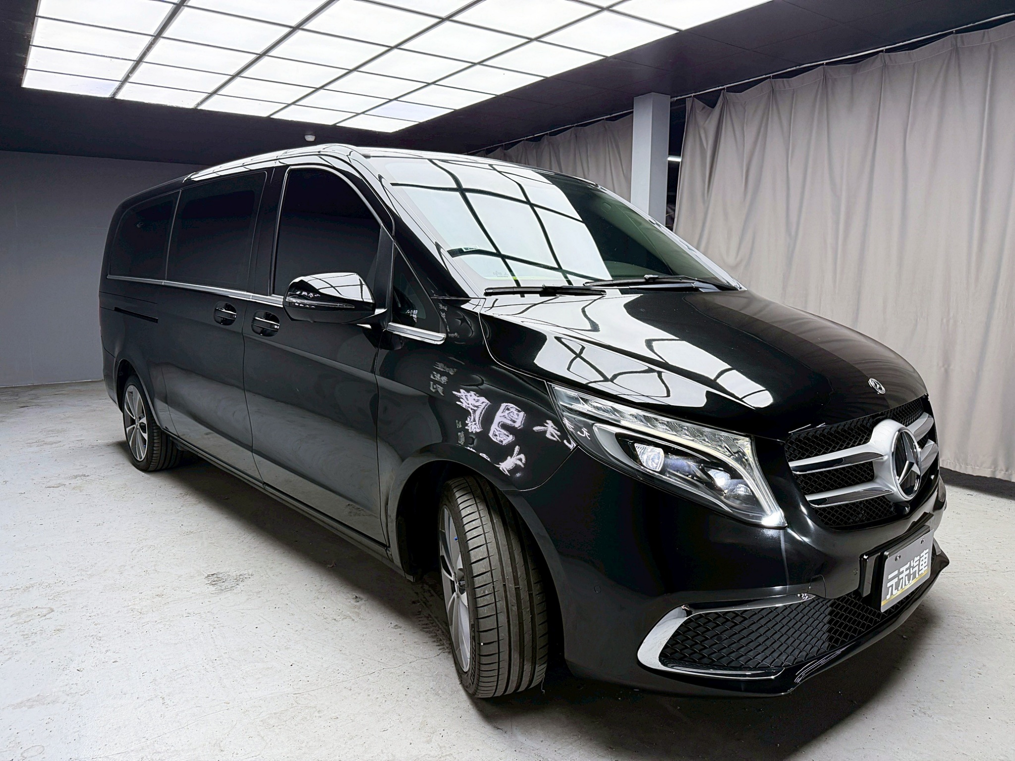 全台到府賞車 2022 Benz V300d Avantgarde W447型『小李經理』元禾國際車業/中古車/促銷中  第19張相片