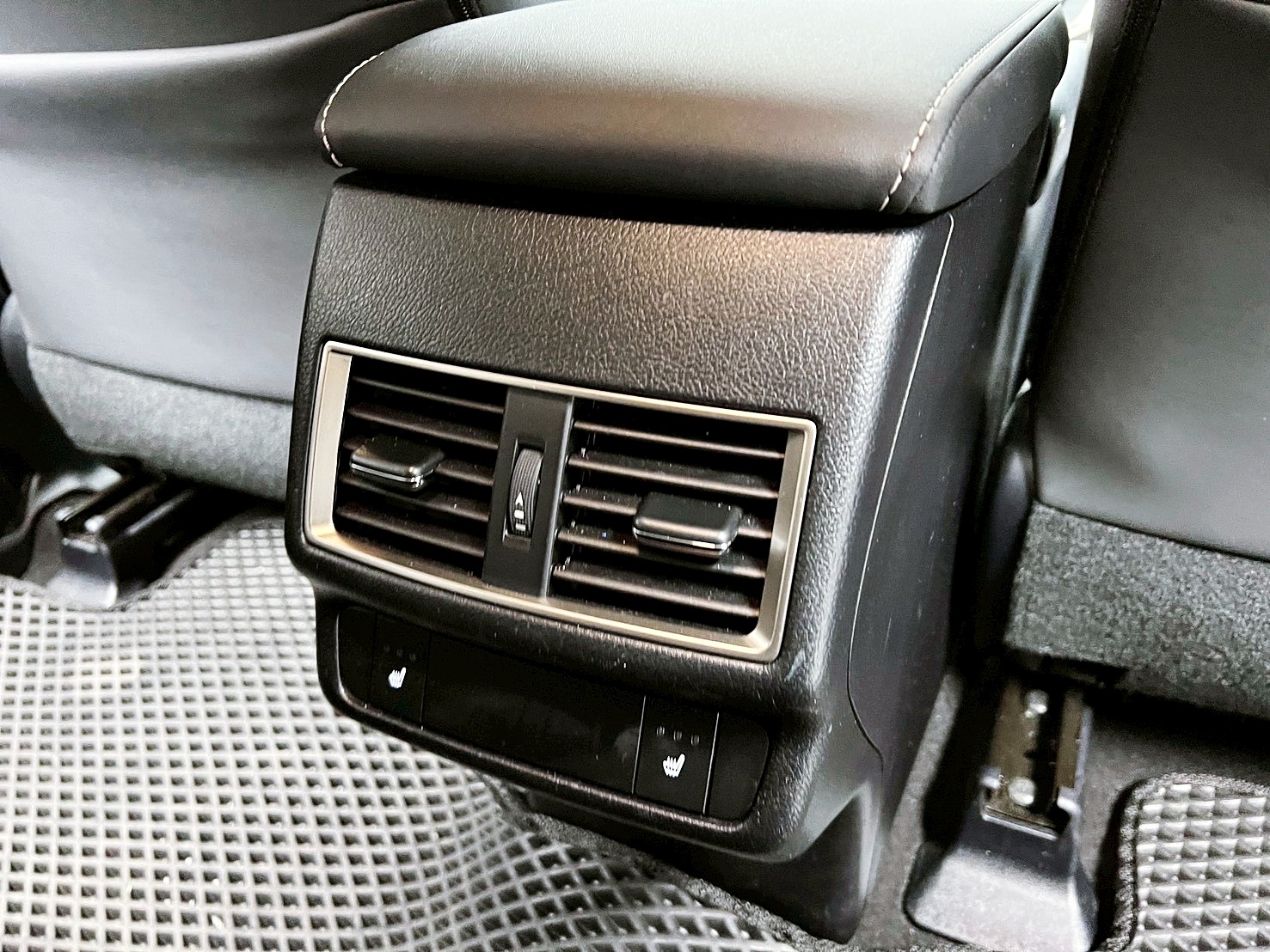 全台到府賞車 2020 Lexus NX300 豪華版『小李經理』元禾國際車業/中古車/促銷中  第11張相片