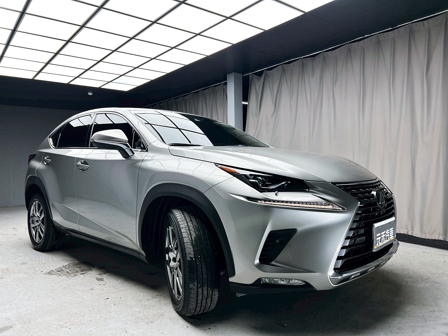 全台到府賞車 2020 Lexus NX300 豪華版『小李經理』元禾國際車業/中古車/促銷中  第19張相片