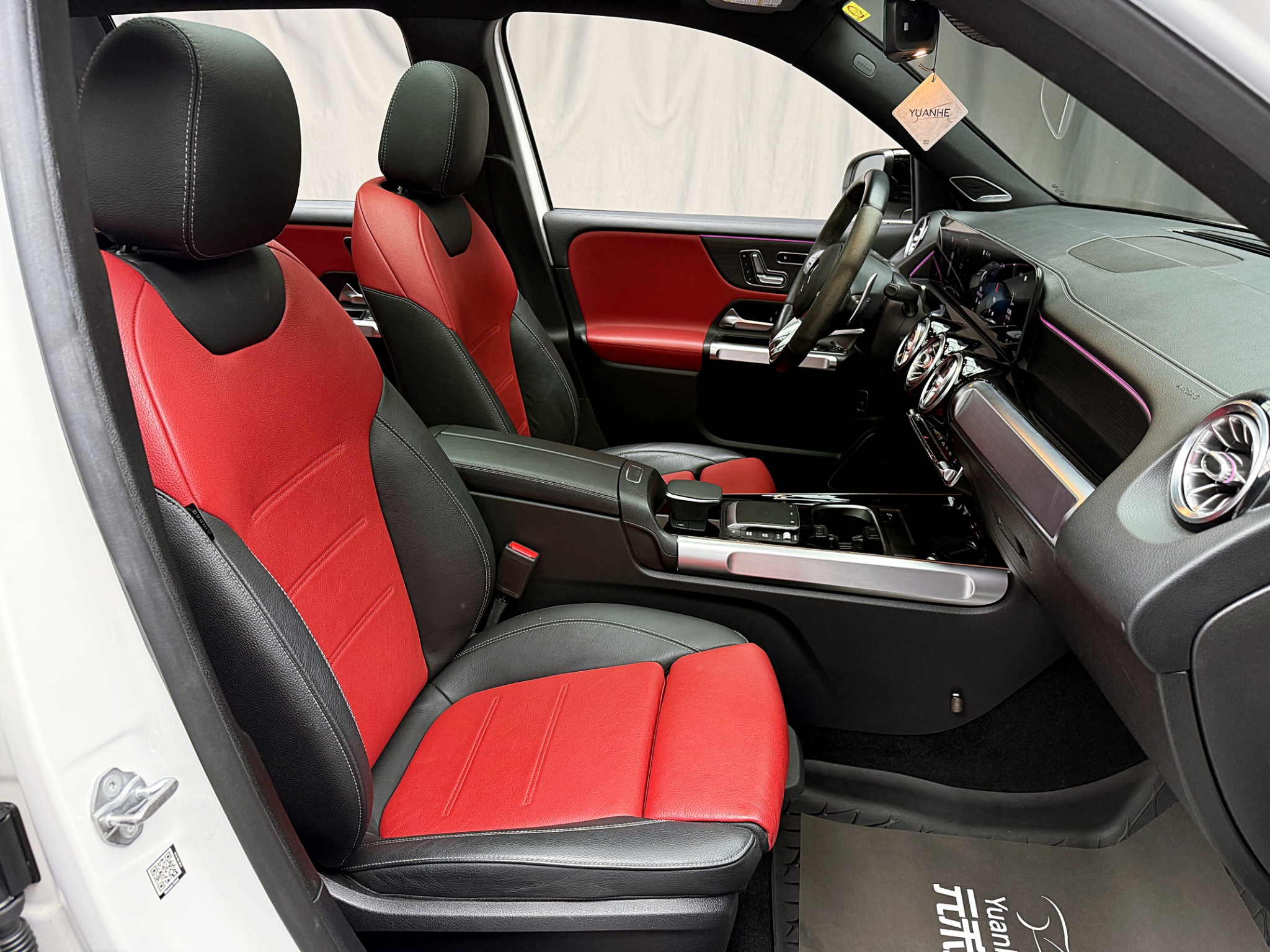 全台到府賞車 2021/22 Benz GLB35 AMG 4MATIC X247型 七人座『小李經理』元禾國際車業/中古車/促銷中  第13張相片