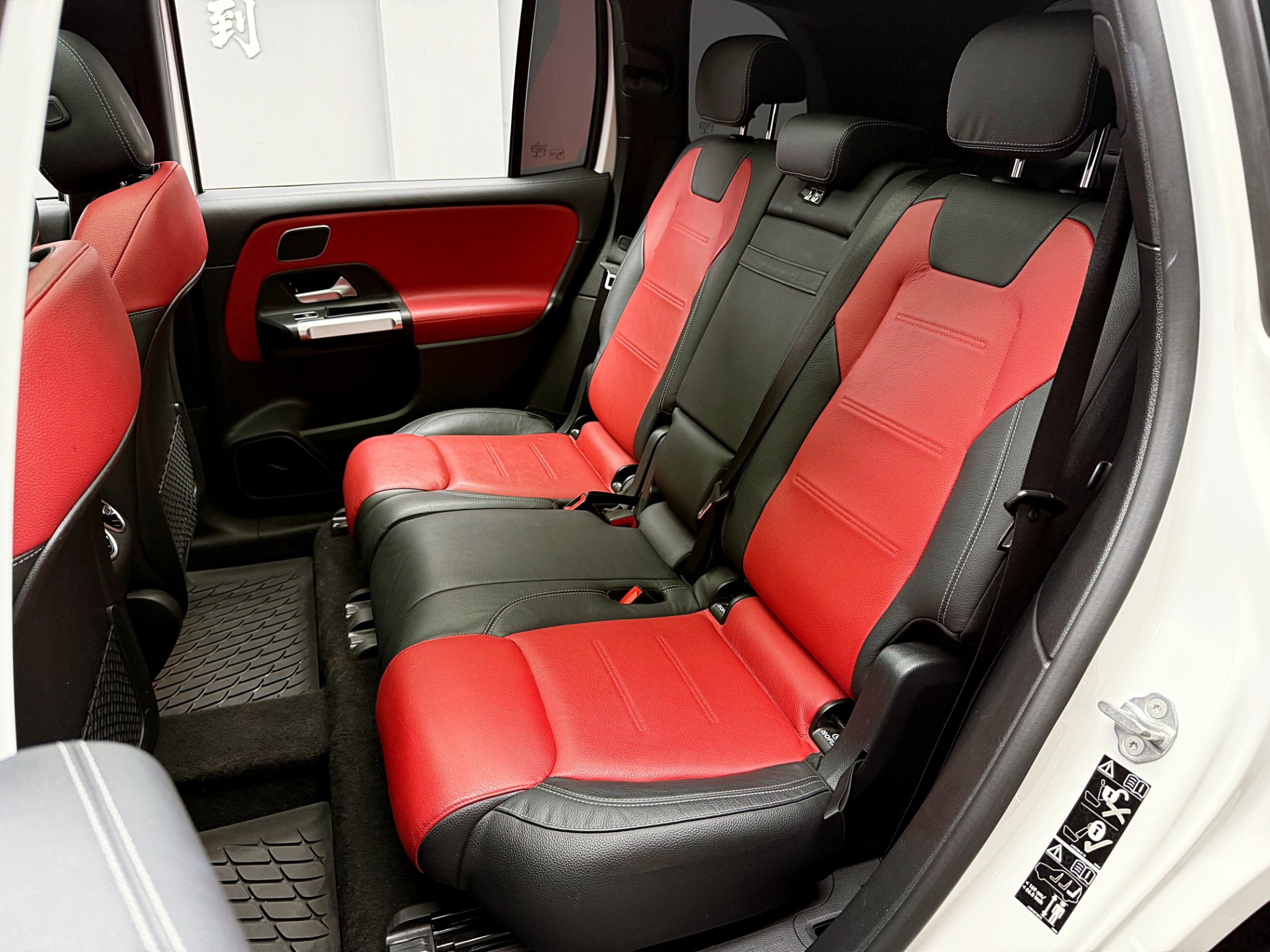 全台到府賞車 2021/22 Benz GLB35 AMG 4MATIC X247型 七人座『小李經理』元禾國際車業/中古車/促銷中  第15張相片