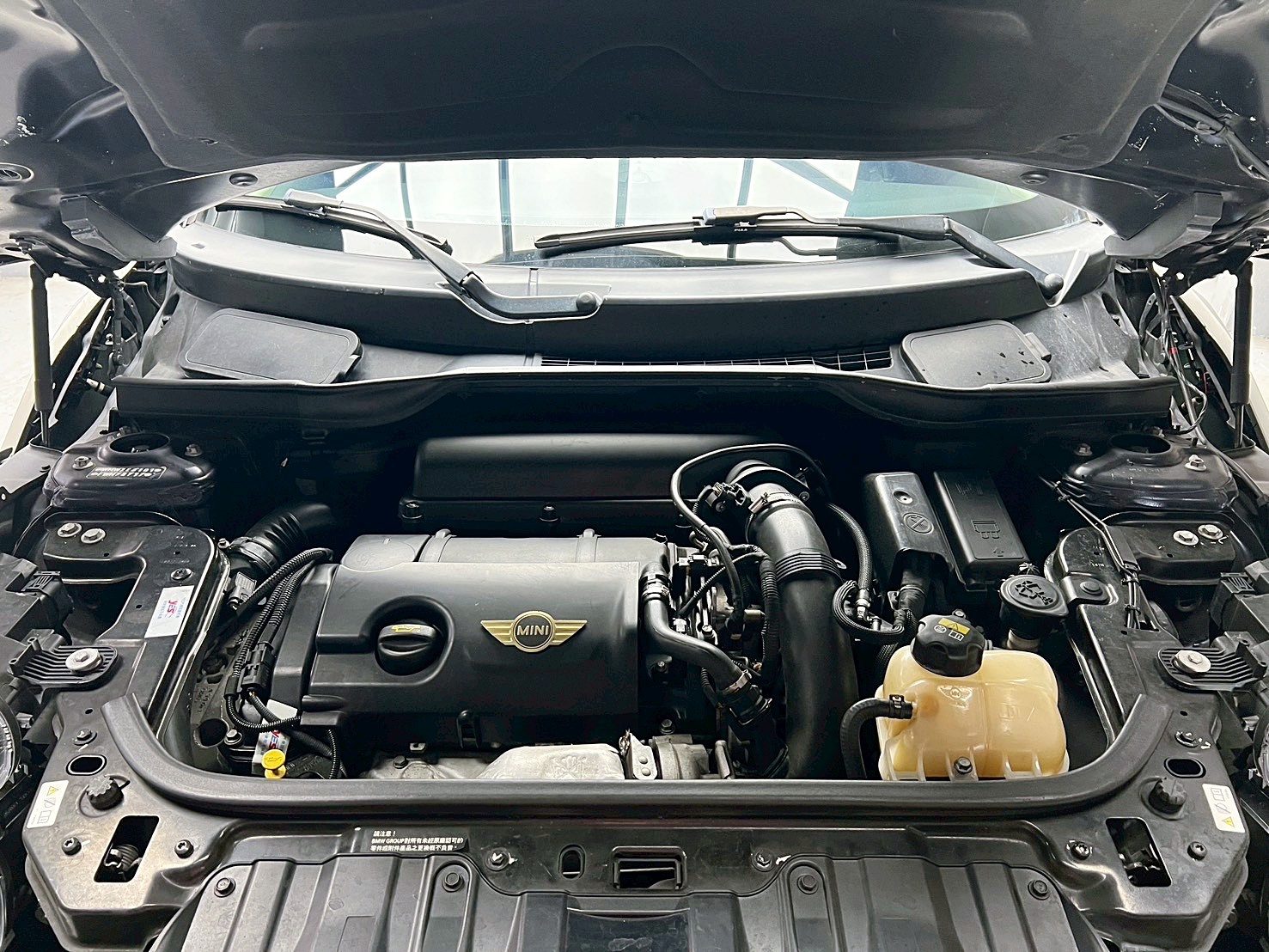 全台到府賞車 2014 Mini Countryman Cooper S R60型『小李經理』元禾國際車業/中古車/促銷中  第19張相片