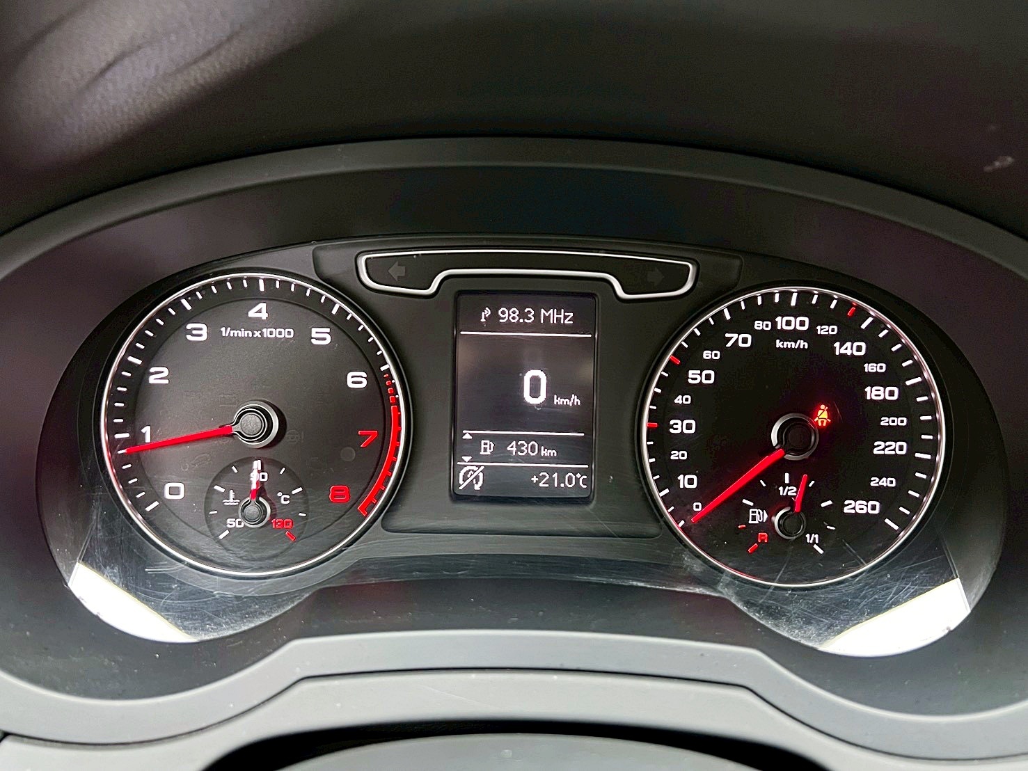 全台到府賞車 2012/13 Audi Q3 TFSI Quattro『小李經理』元禾國際車業/中古車/促銷中  第6張相片