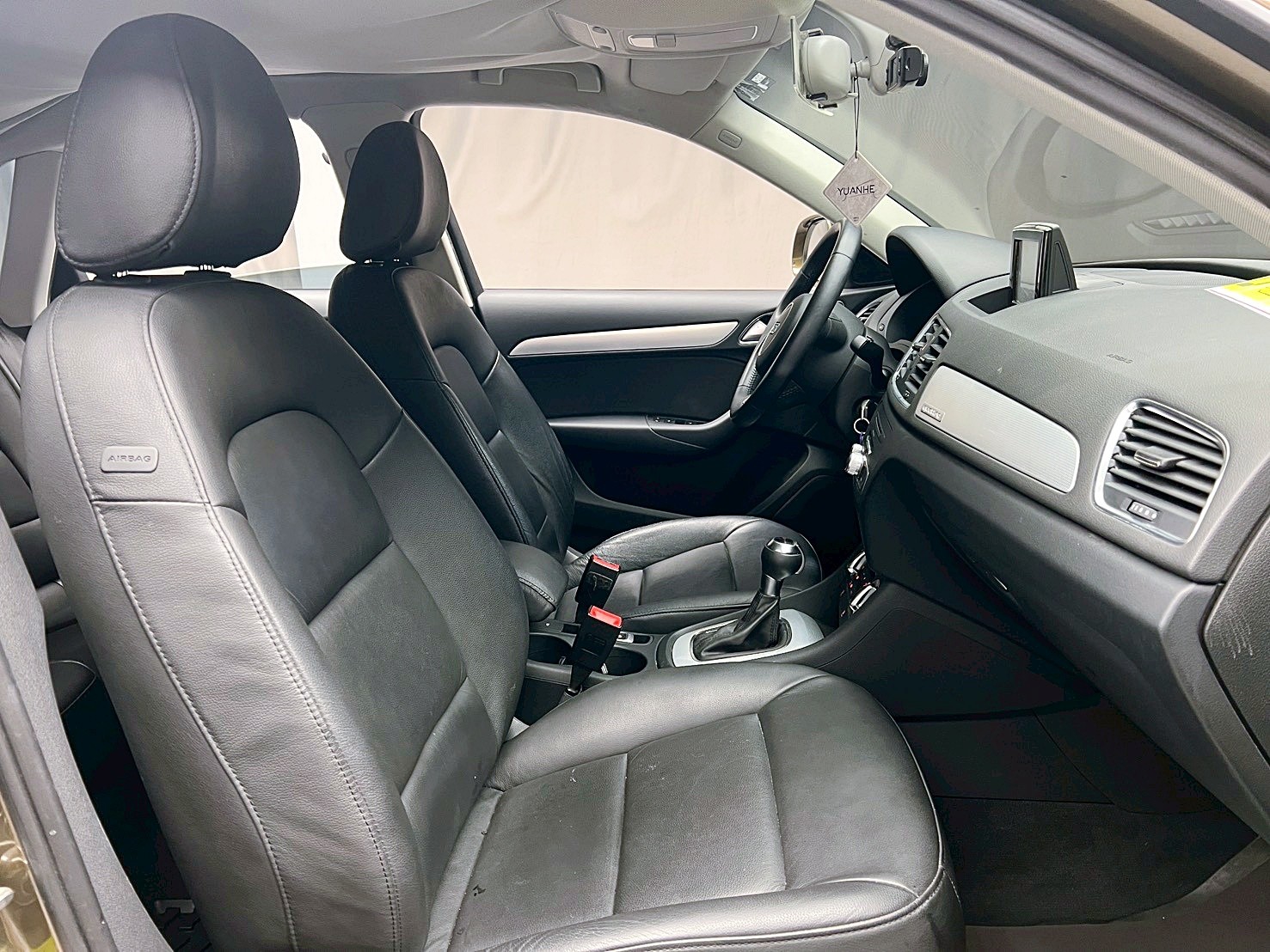 全台到府賞車 2012/13 Audi Q3 TFSI Quattro『小李經理』元禾國際車業/中古車/促銷中  第10張相片