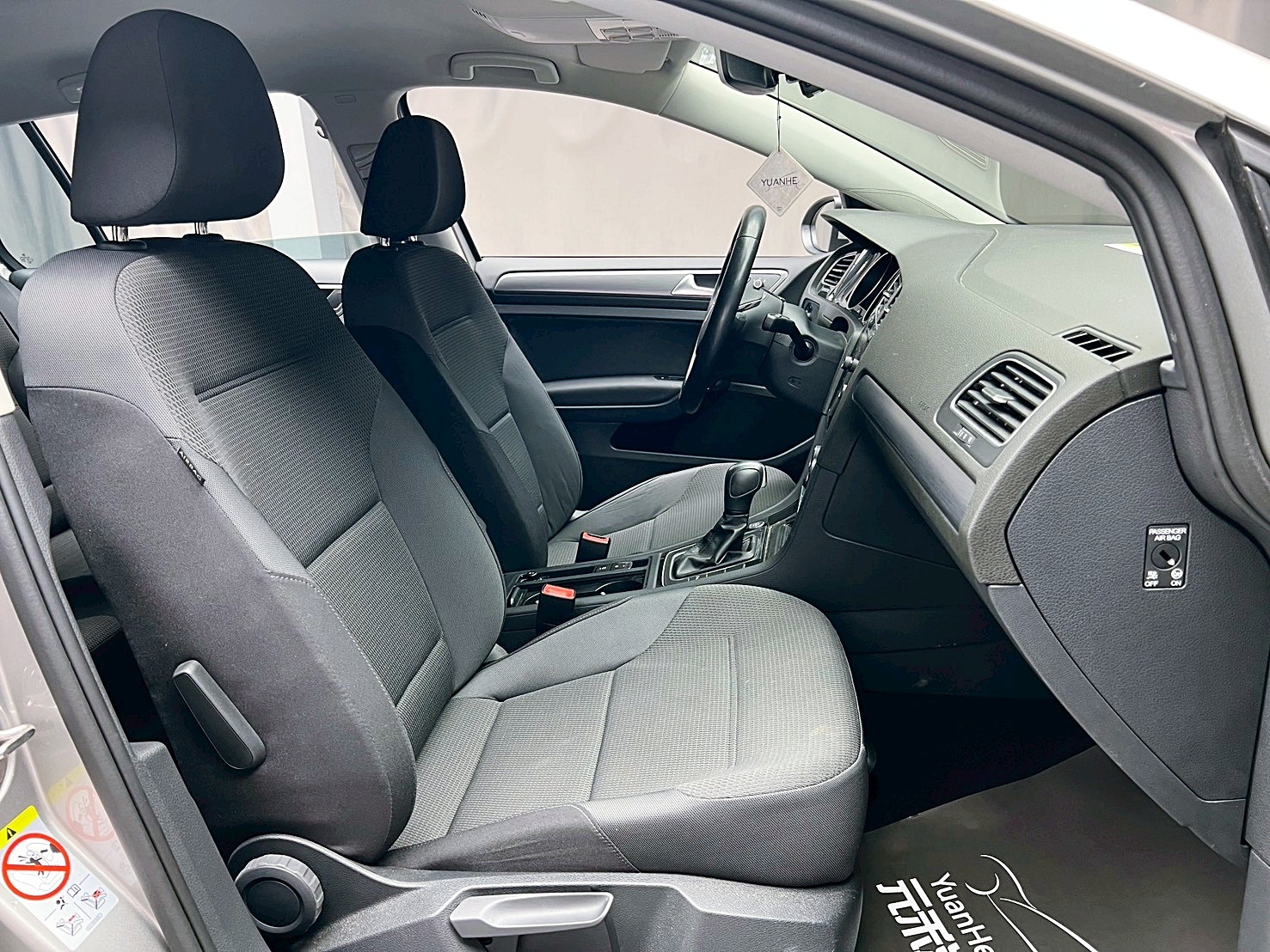 全台到府賞車 2020 Volkswagen Golf 280TSI Life『小李經理』元禾國際車業/中古車/促銷中  第10張相片