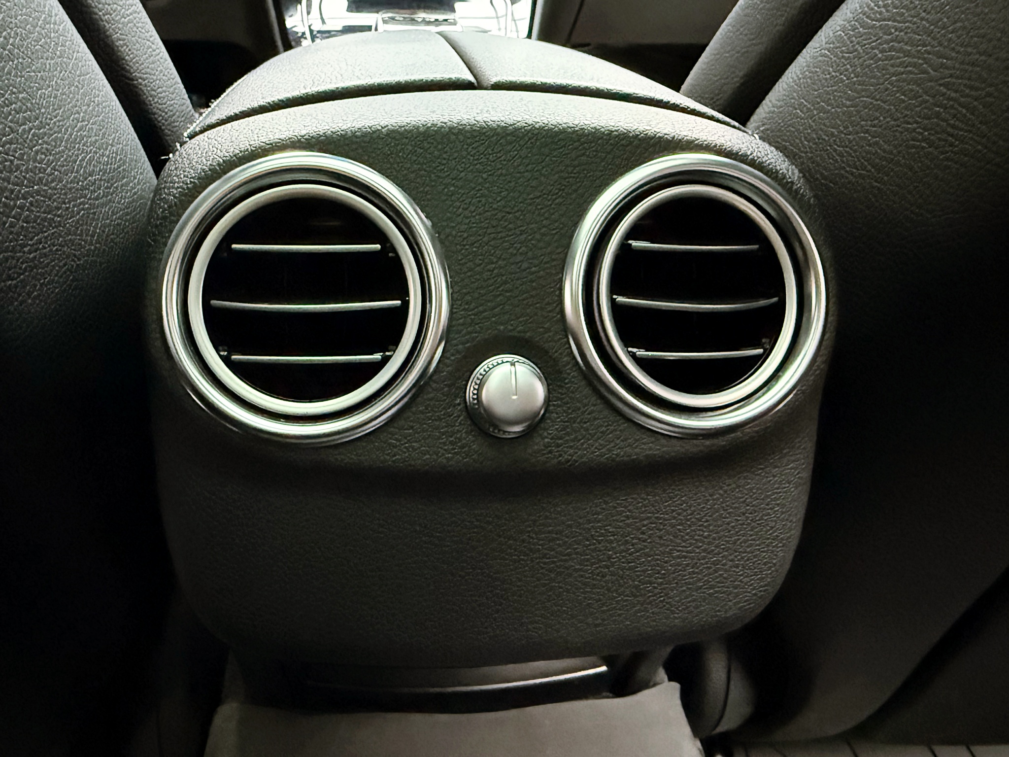 全台到府賞車 2015 Benz C250 Estate AMG Line S205型『小李經理』元禾國際車業/中古車/促銷中  第14張相片