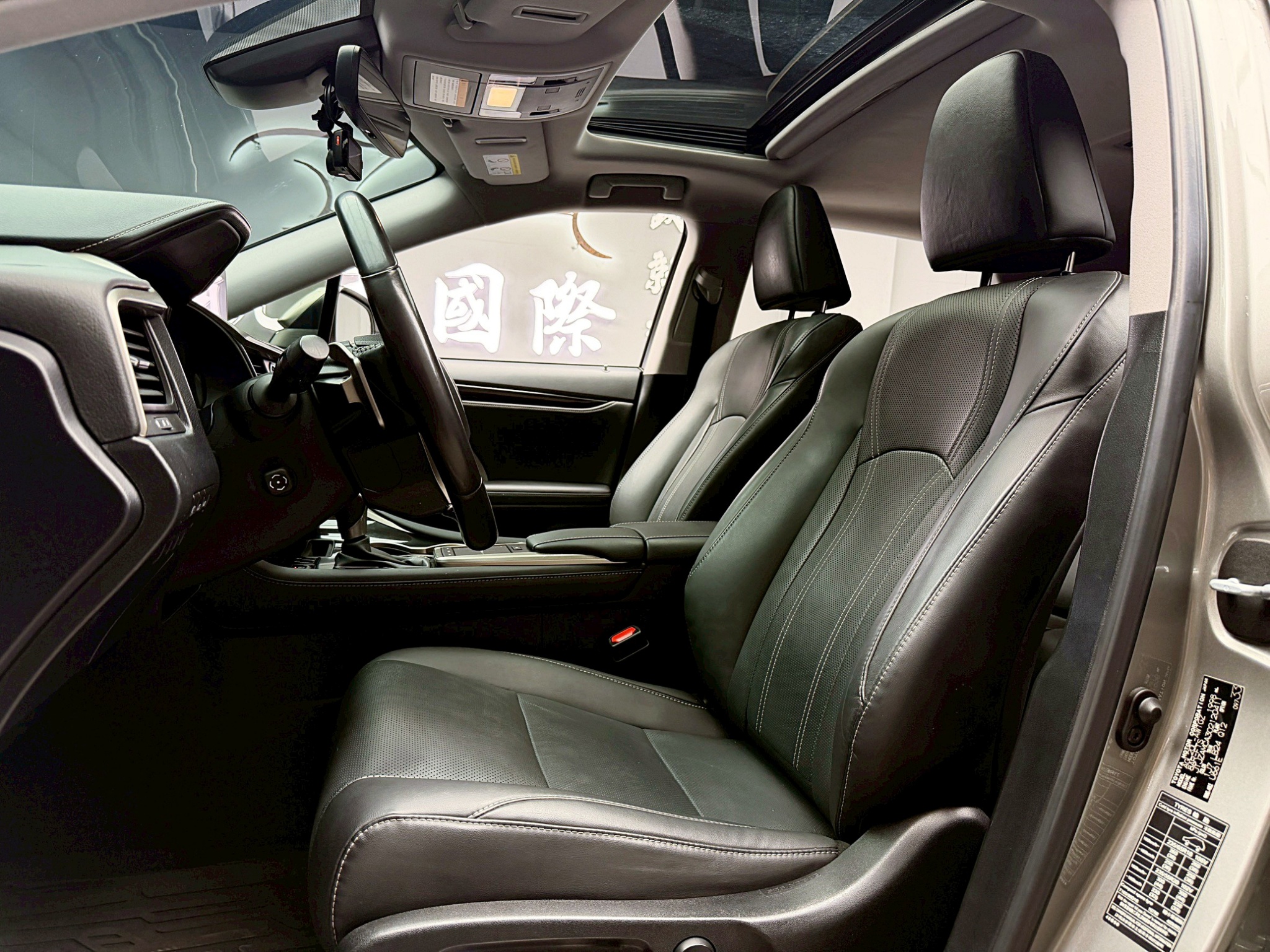 全台到府賞車 2021/22 Lexus RX300 頂級版『小李經理』元禾國際車業/中古車/促銷中  第16張相片