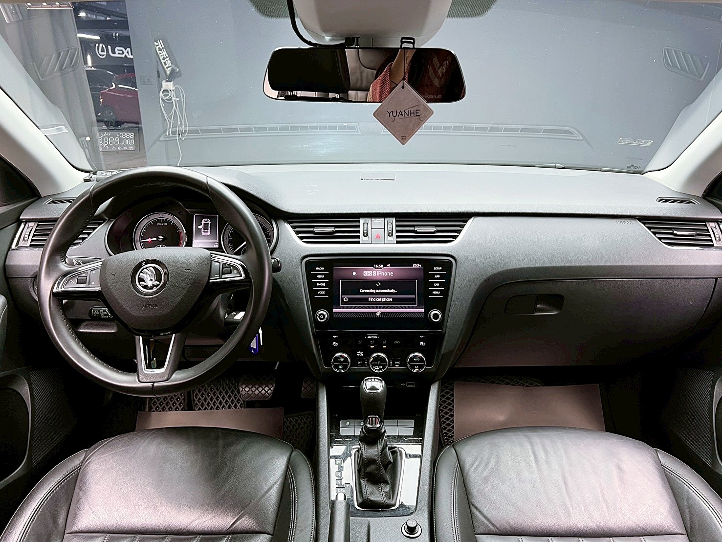 全台到府賞車 2019 Skoda Octavia Combi TSI『小李經理』元禾國際車業/中古車/促銷中  第9張相片