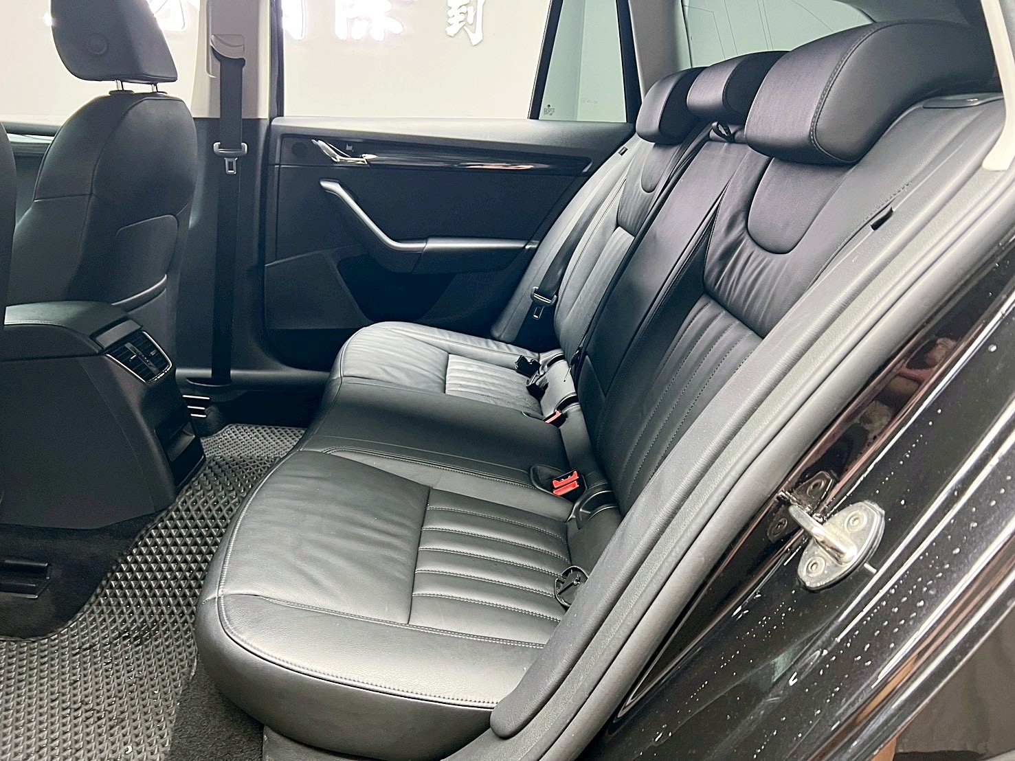 全台到府賞車 2019 Skoda Octavia Combi TSI『小李經理』元禾國際車業/中古車/促銷中  第13張相片