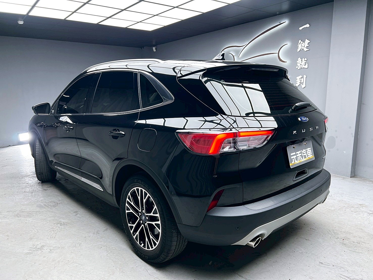 全台到府賞車 2022 Ford Kuga EcoBoost 180匹 旗艦X版『小李經理』元禾國際車業/中古車/促銷中  第3張相片