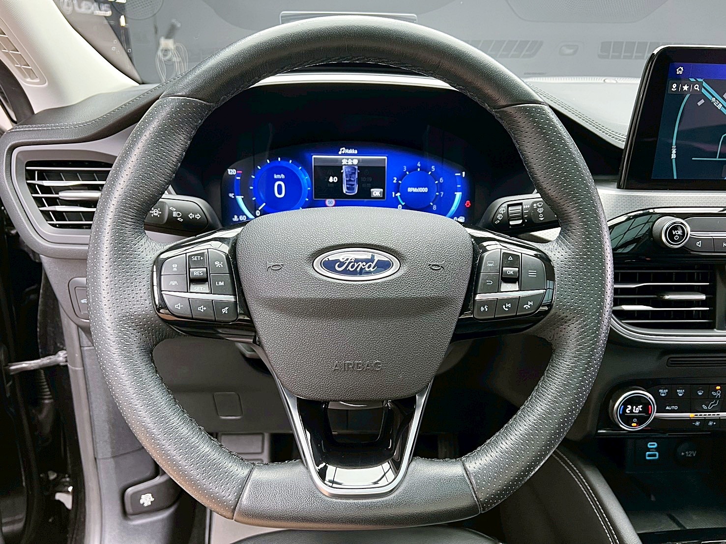 全台到府賞車 2022 Ford Kuga EcoBoost 180匹 旗艦X版『小李經理』元禾國際車業/中古車/促銷中  第7張相片