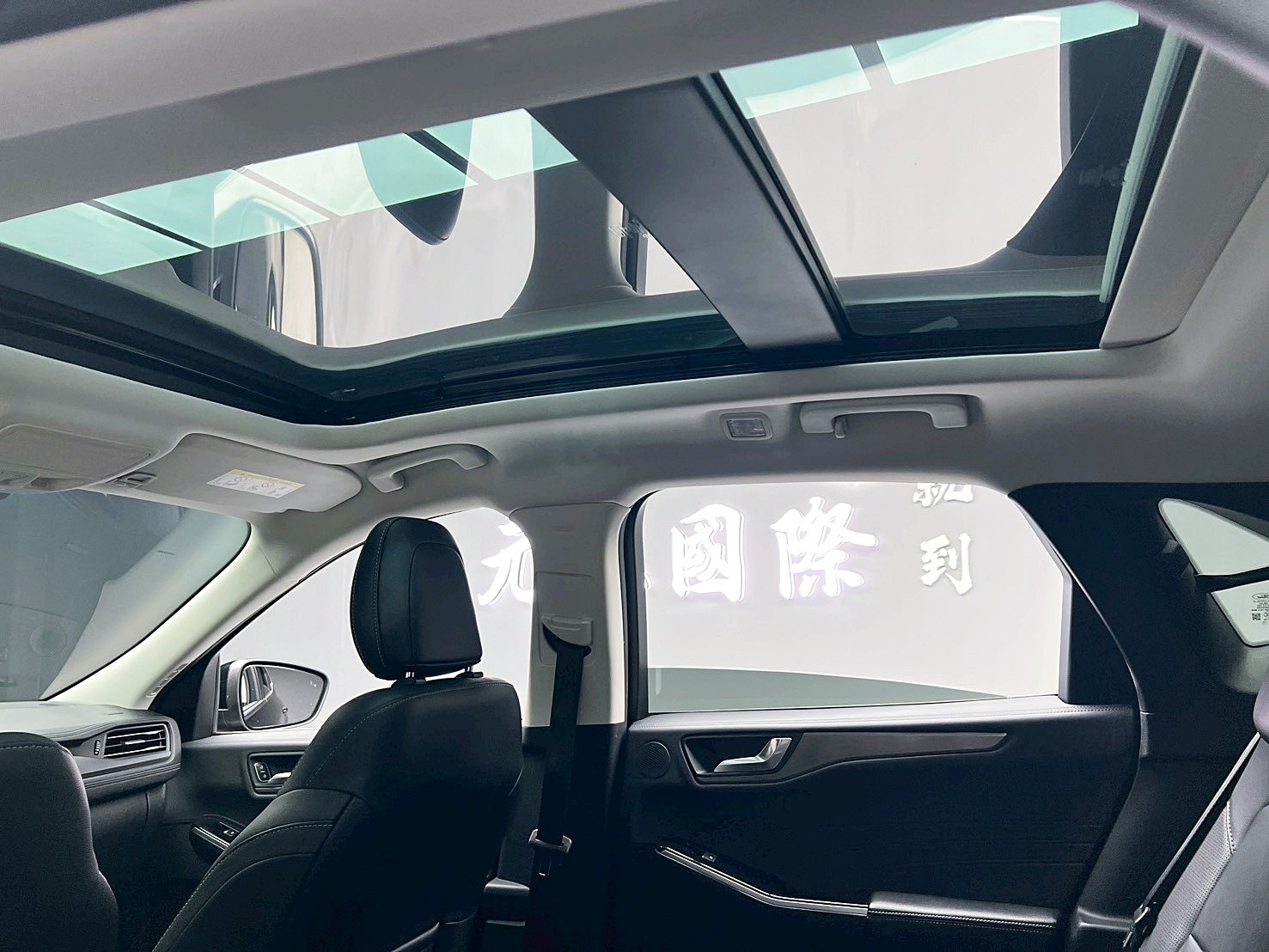 全台到府賞車 2022 Ford Kuga EcoBoost 180匹 旗艦X版『小李經理』元禾國際車業/中古車/促銷中  第13張相片