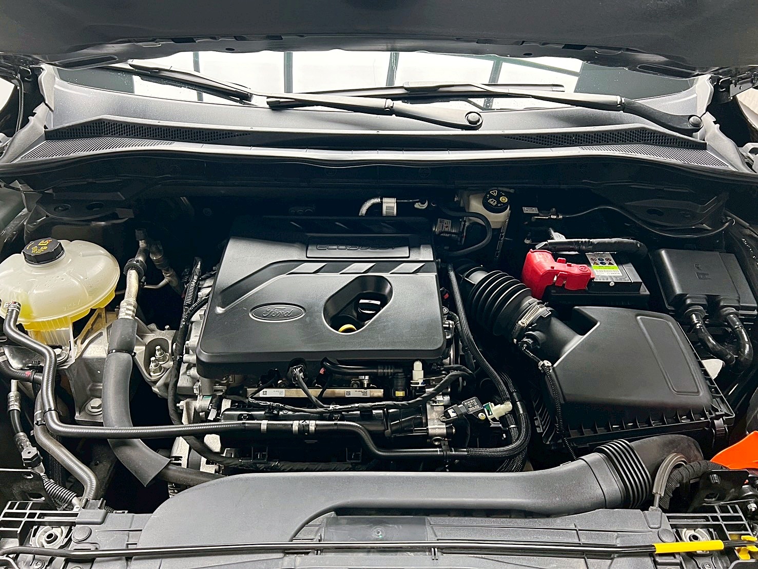 全台到府賞車 2022 Ford Kuga EcoBoost 180匹 旗艦X版『小李經理』元禾國際車業/中古車/促銷中  第16張相片