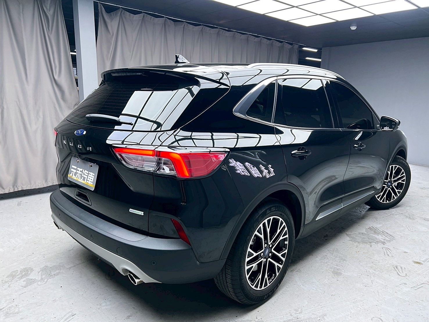 全台到府賞車 2022 Ford Kuga EcoBoost 180匹 旗艦X版『小李經理』元禾國際車業/中古車/促銷中  第20張相片