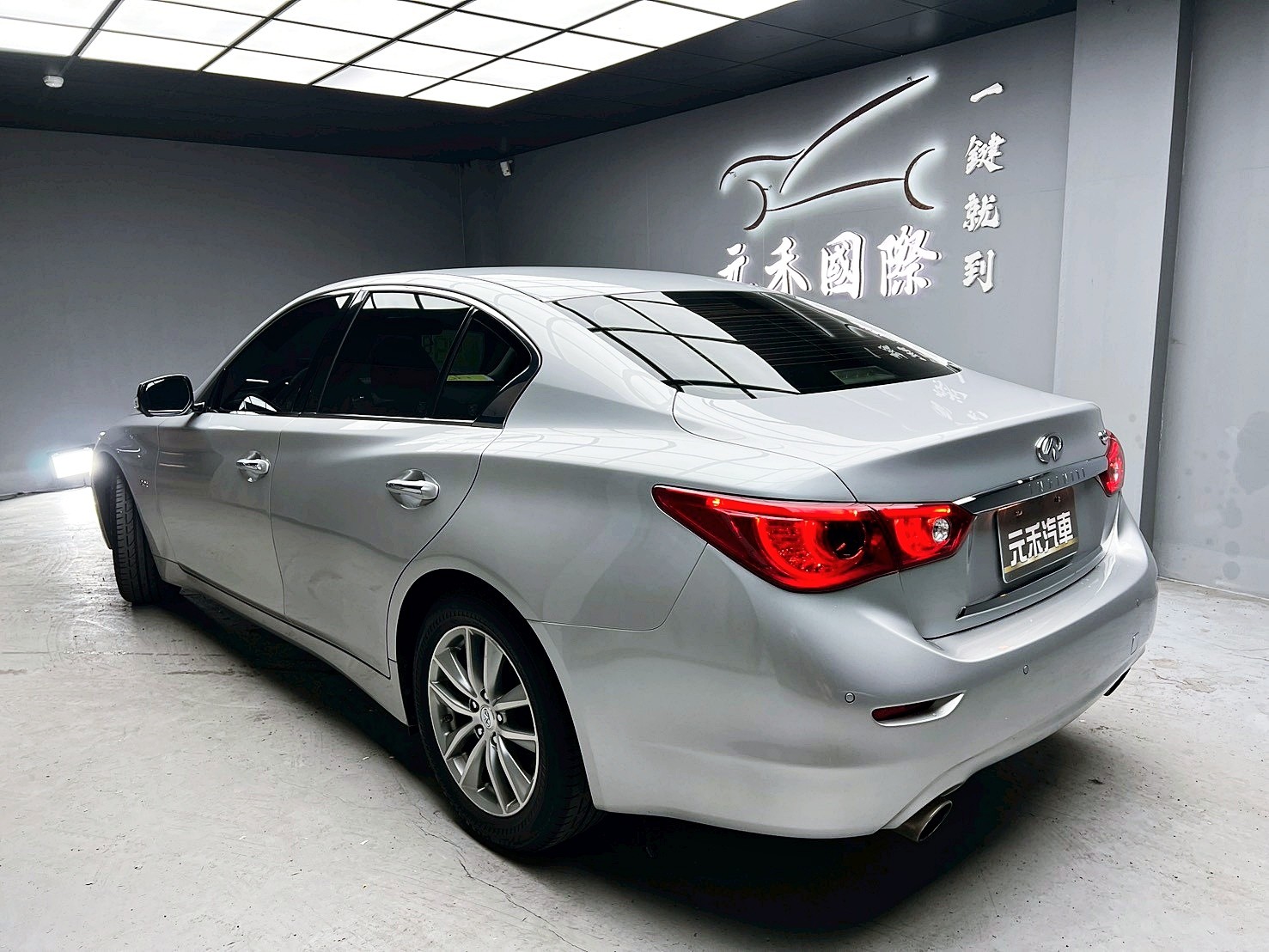 全台到府賞車 2017 Infiniti Q50 旗艦款『小李經理』元禾國際車業/中古車/促銷中  第3張相片