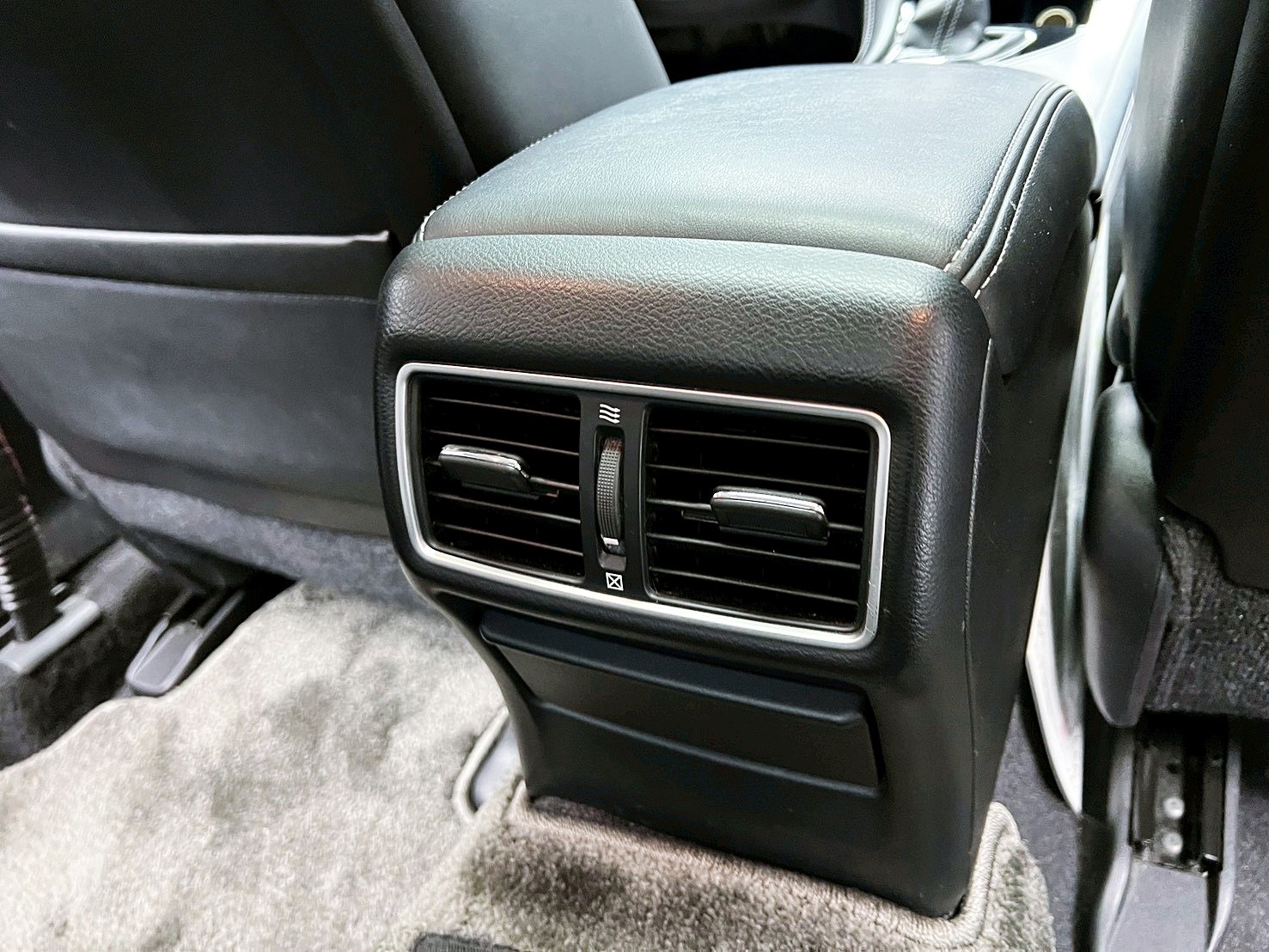 全台到府賞車 2017 Infiniti Q50 旗艦款『小李經理』元禾國際車業/中古車/促銷中  第12張相片