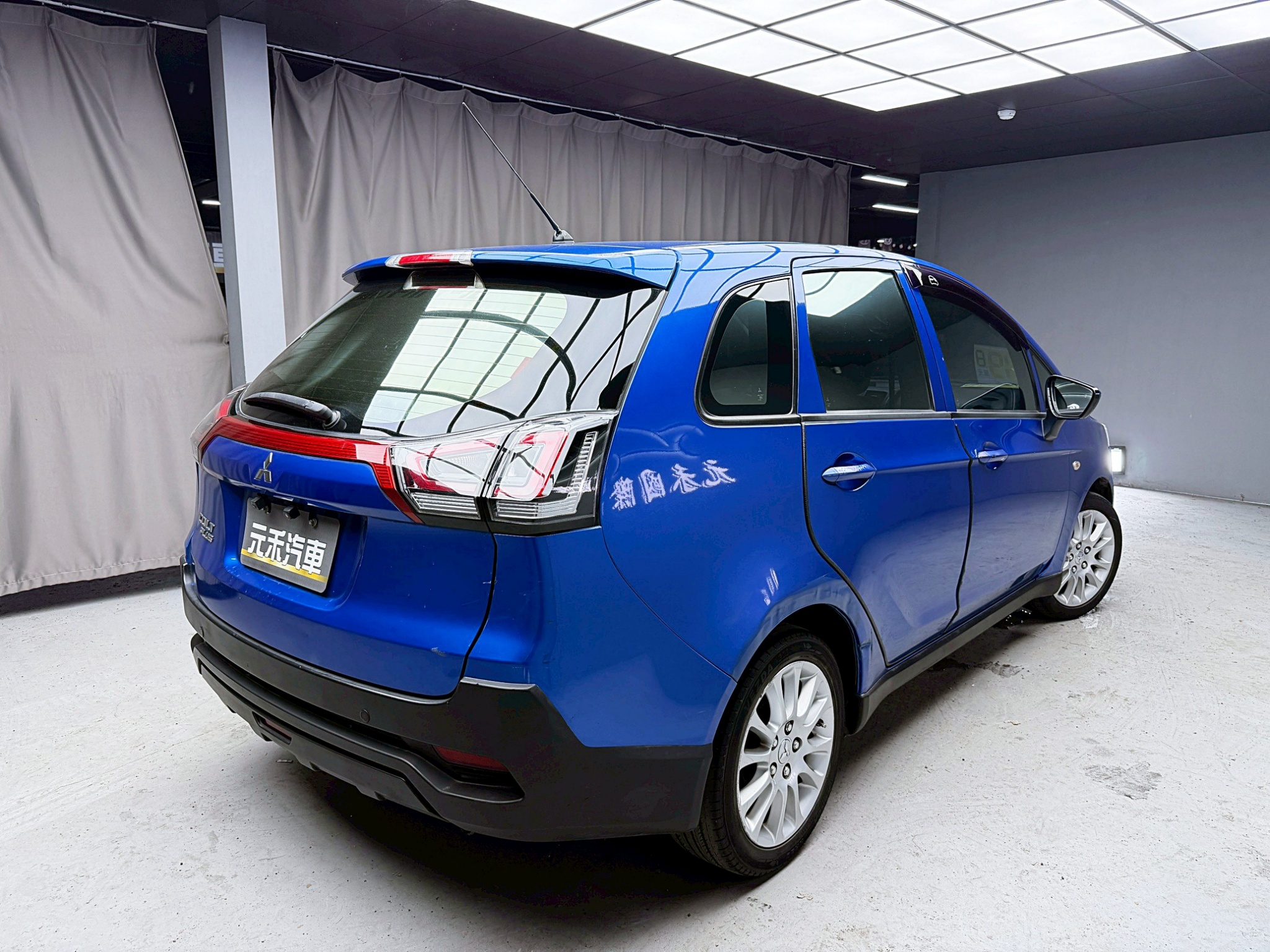 全台到府賞車 2017/18 Mitsubishi Colt Plus 豪華型『小李經理』元禾國際車業/中古車/促銷中  第18張相片