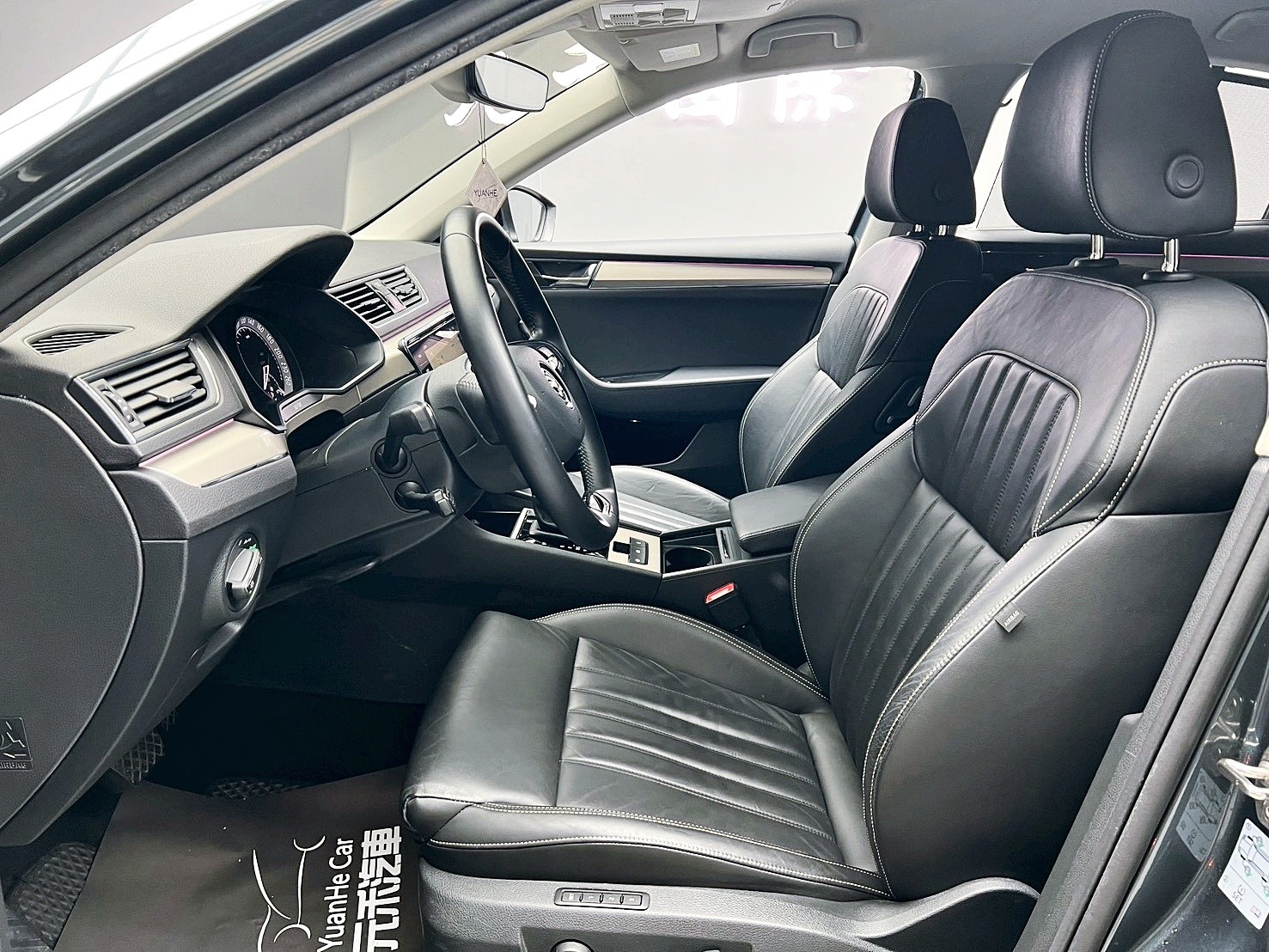 全台到府賞車 2021 Skoda Superb Sedan TSI 菁英版『小李經理』元禾國際車業/中古車/促銷中  第14張相片