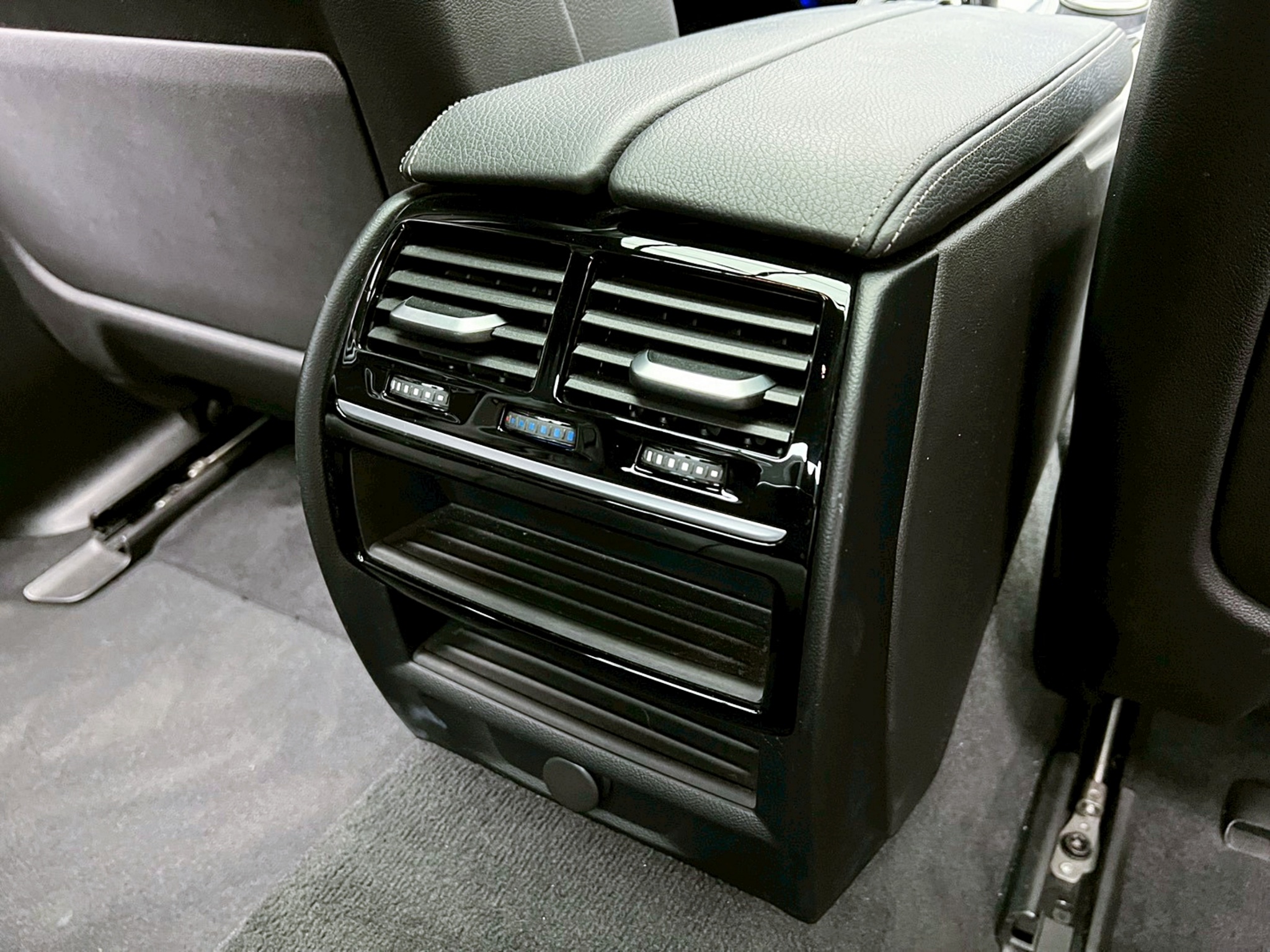 全台到府賞車 2019 BMW 530i Sedan M-Sport G30型『小李經理』元禾國際車業/中古車/促銷中  第13張相片