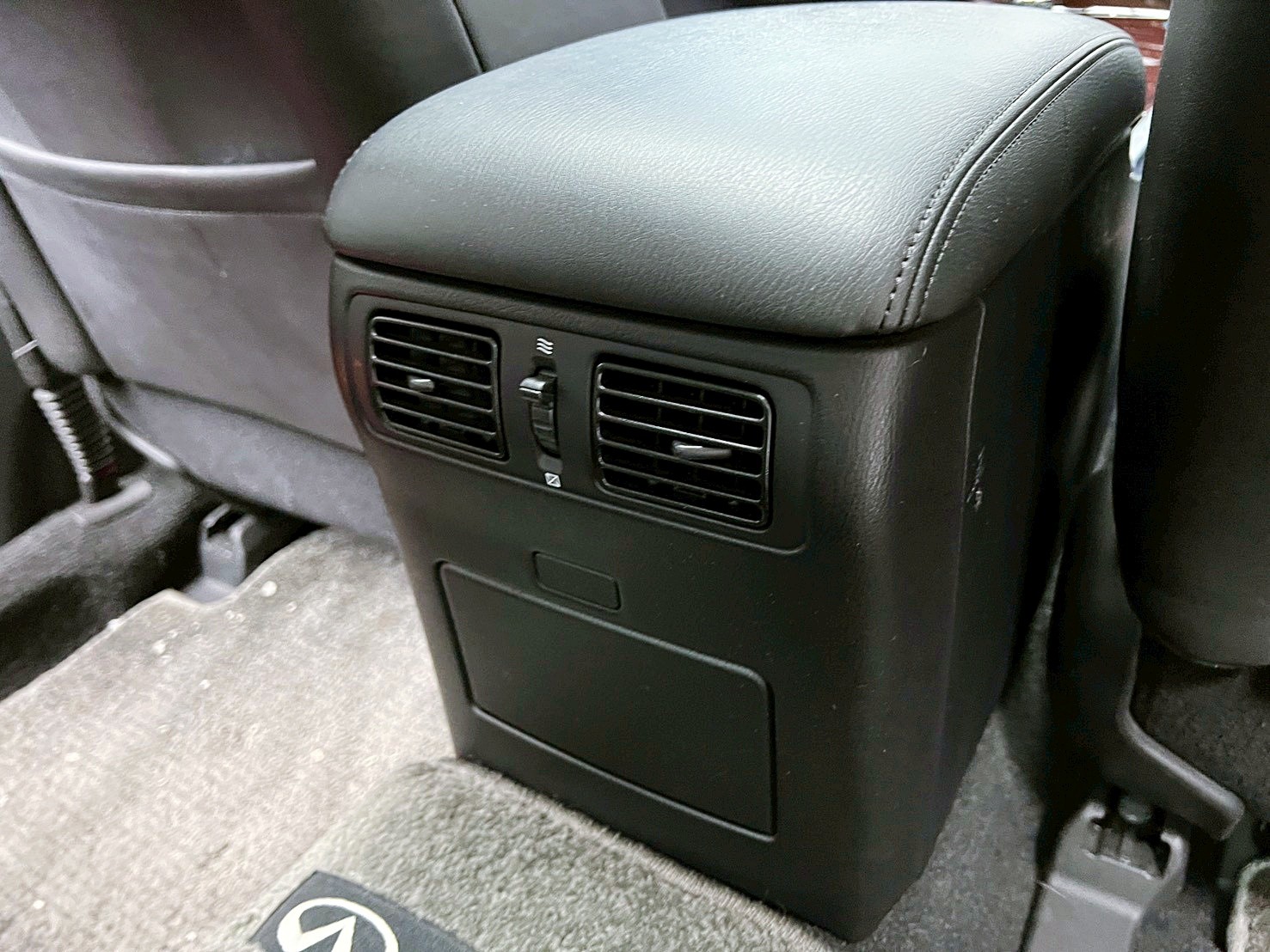 全台到府賞車 2015 Infiniti Q70 V6『小李經理』元禾國際車業/中古車/促銷中  第12張相片